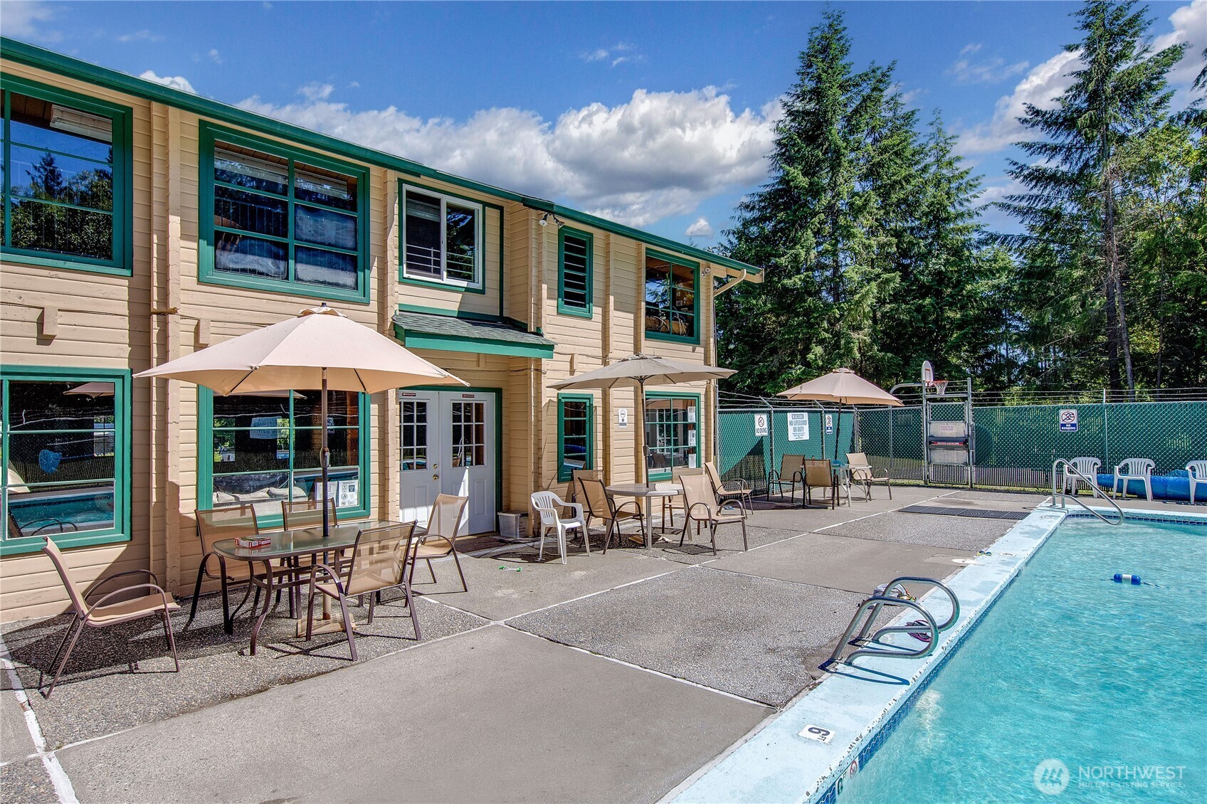 22295 Wavecrest Avenue NE