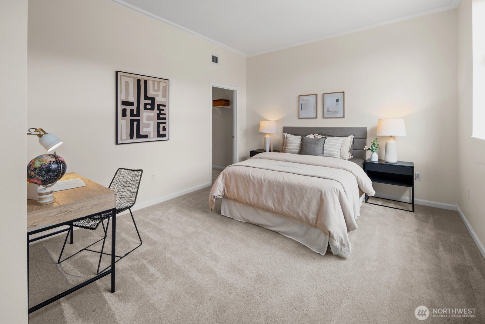 17 W Mercer Street Unit: 304