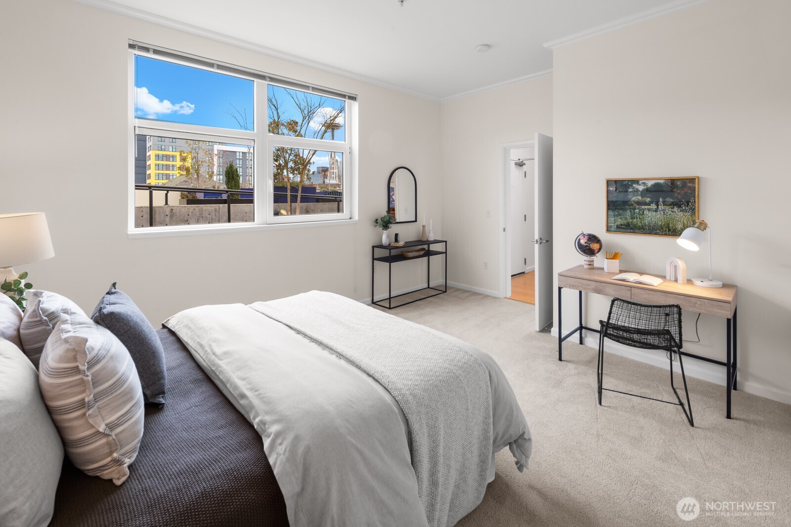 17 W Mercer Street Unit: 304
