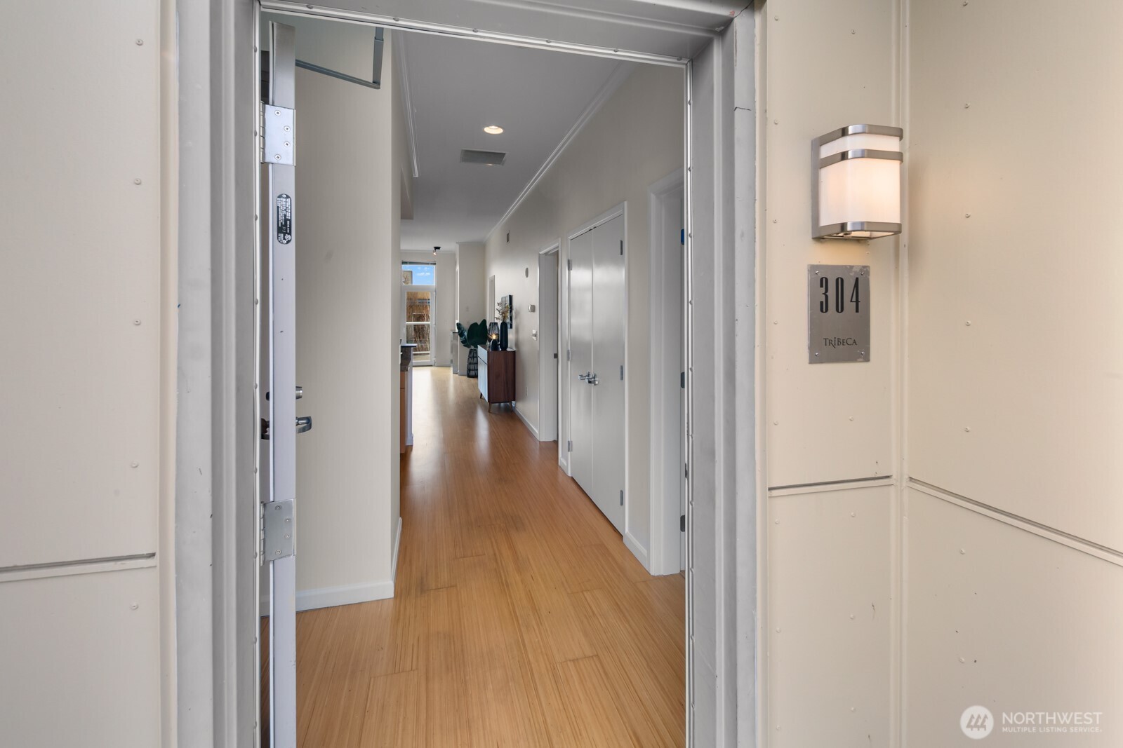 17 W Mercer Street Unit: 304