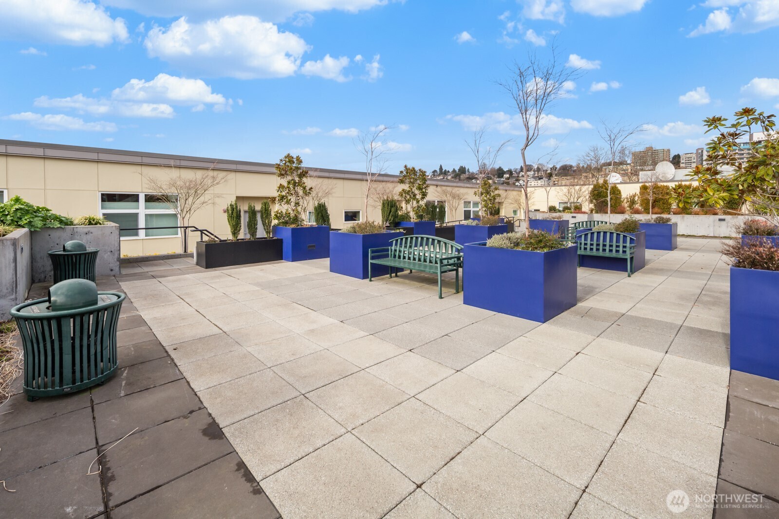 17 W Mercer Street Unit: 304