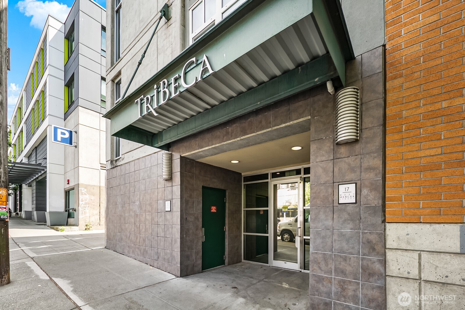 17 W Mercer Street Unit: 304