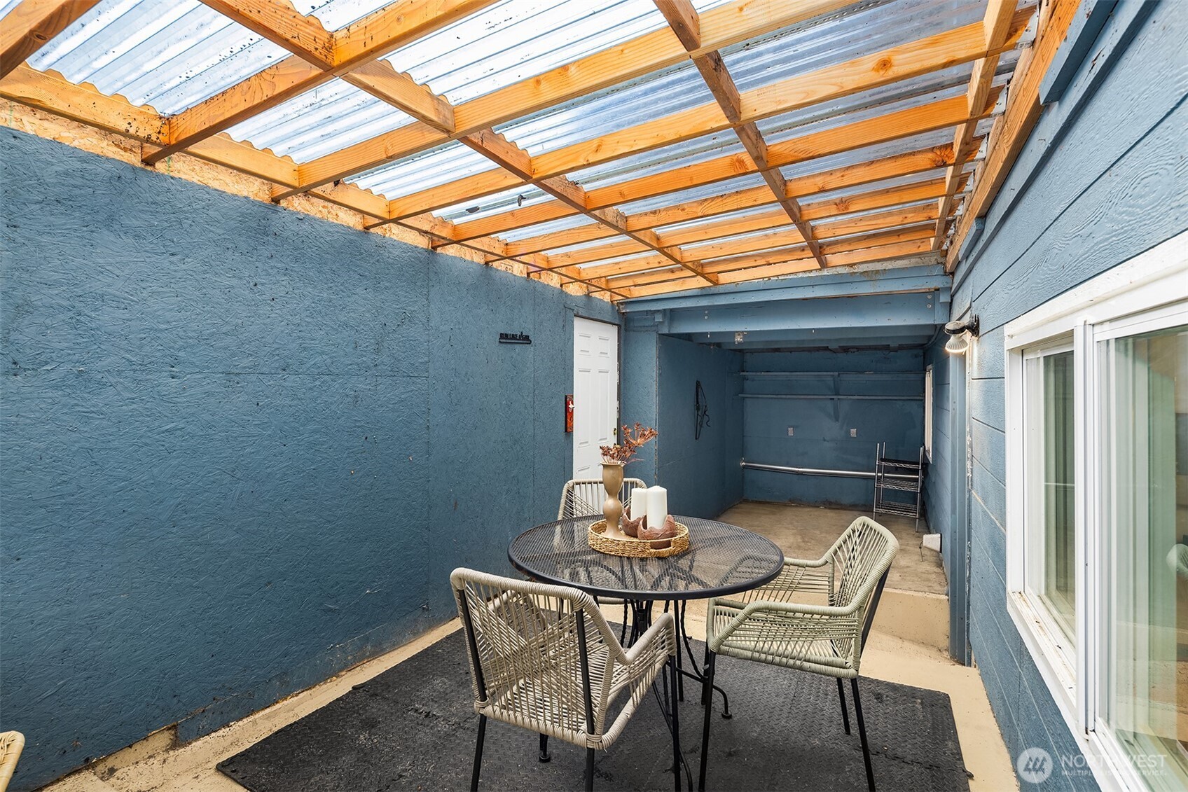 1002 S 194th Street
