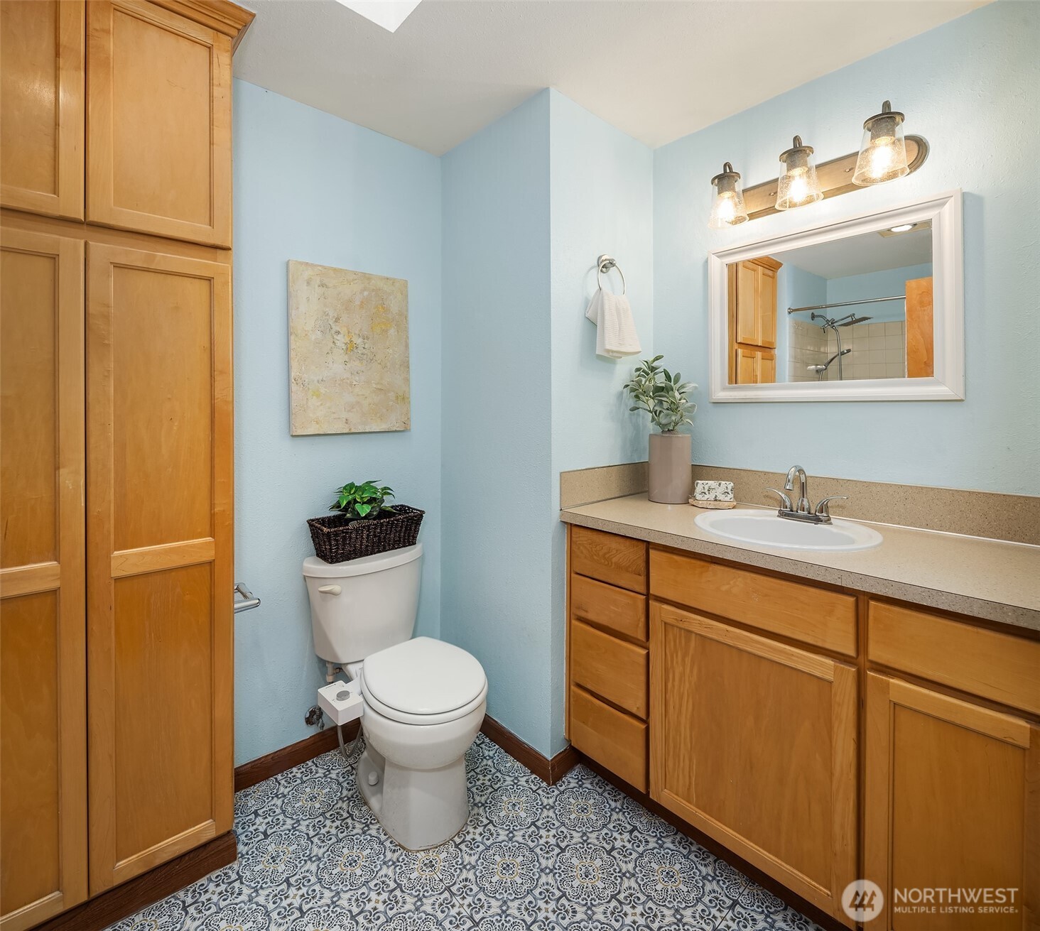 1002 S 194th Street
