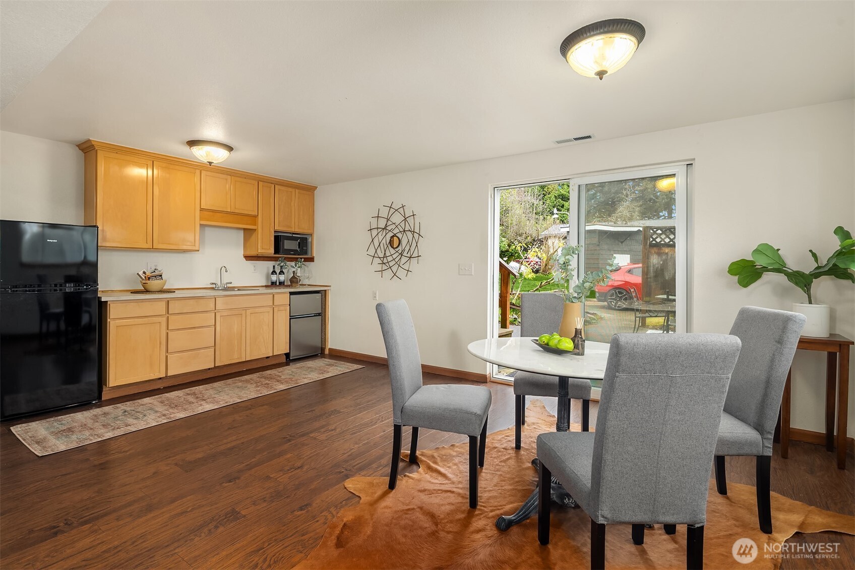 1002 S 194th Street
