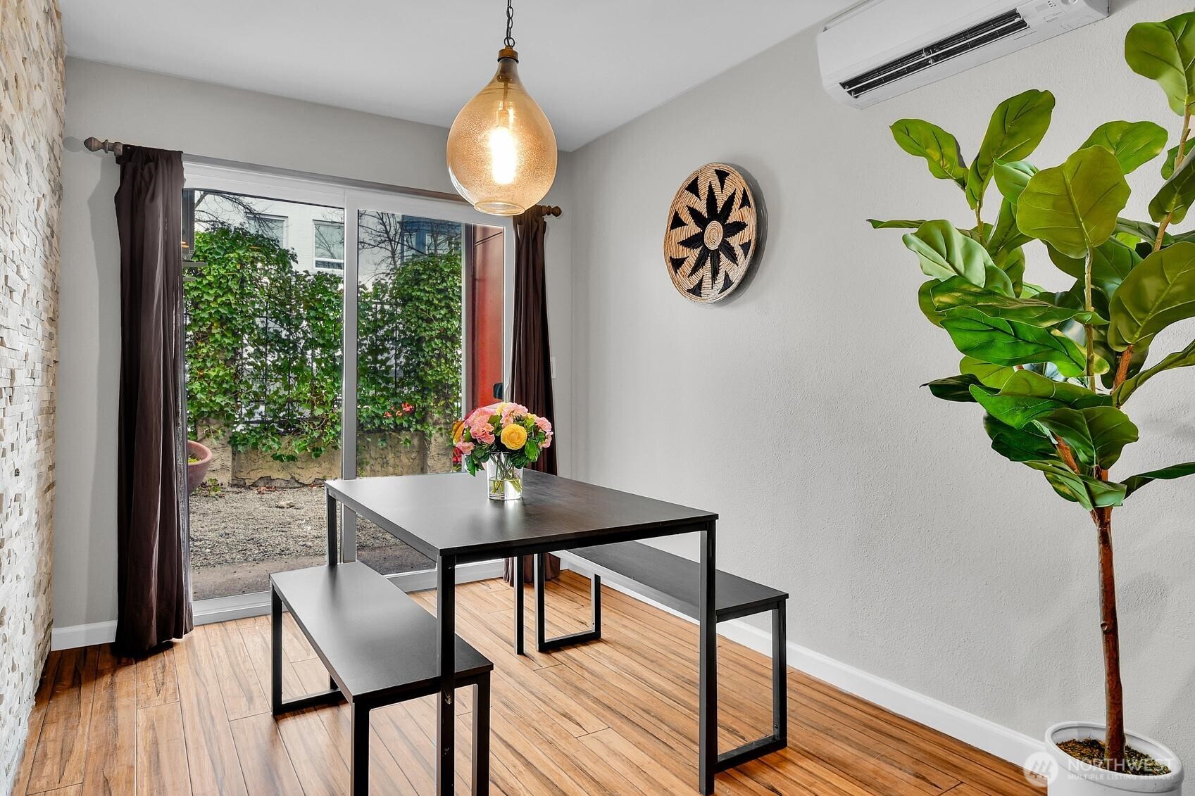 2001 E Yesler Way Unit: 24