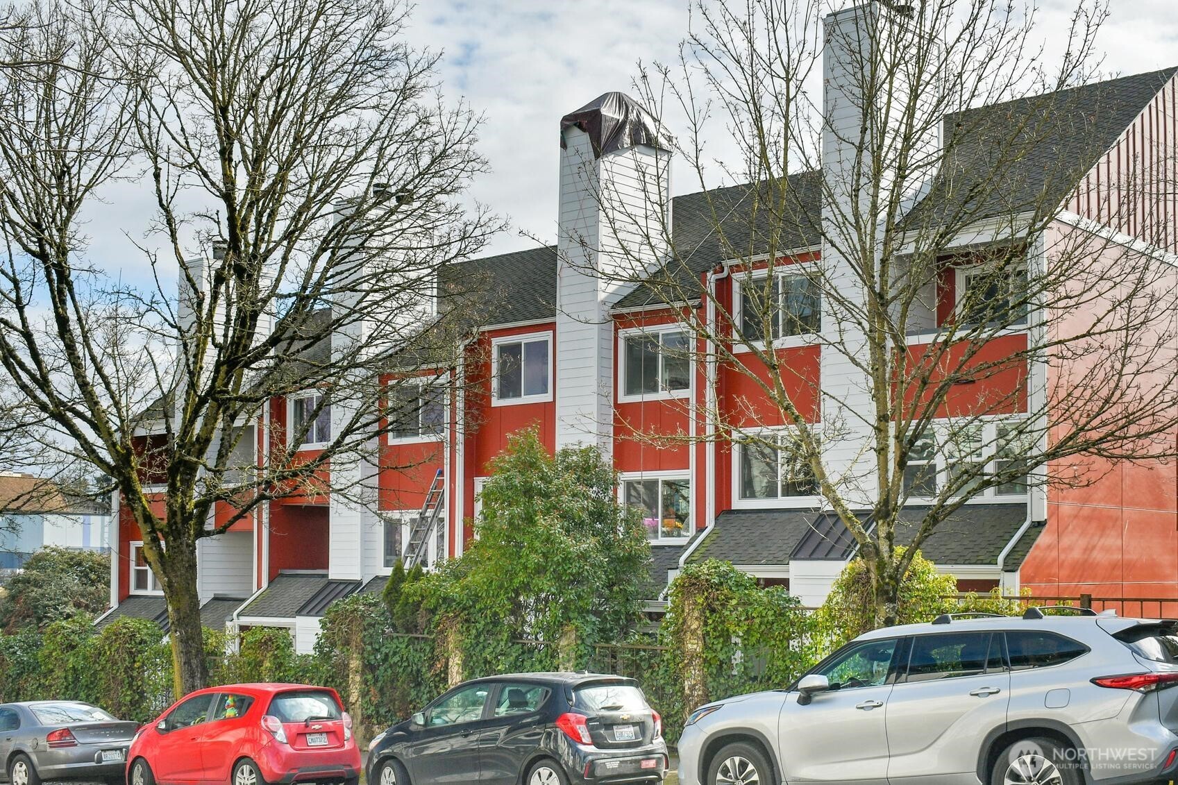 2001 E Yesler Way Unit: 24