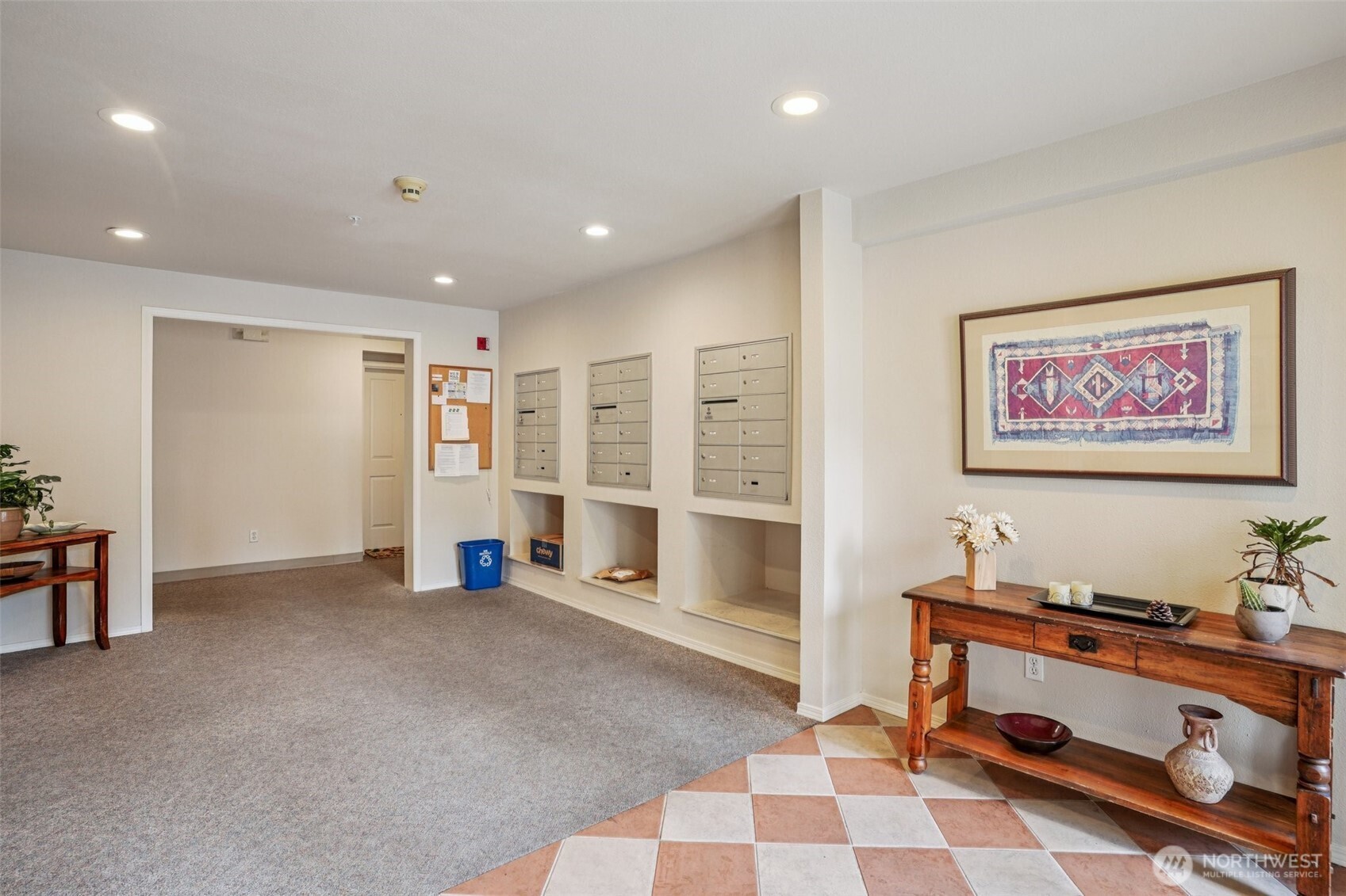 12034 15th Avenue NE Unit: 204