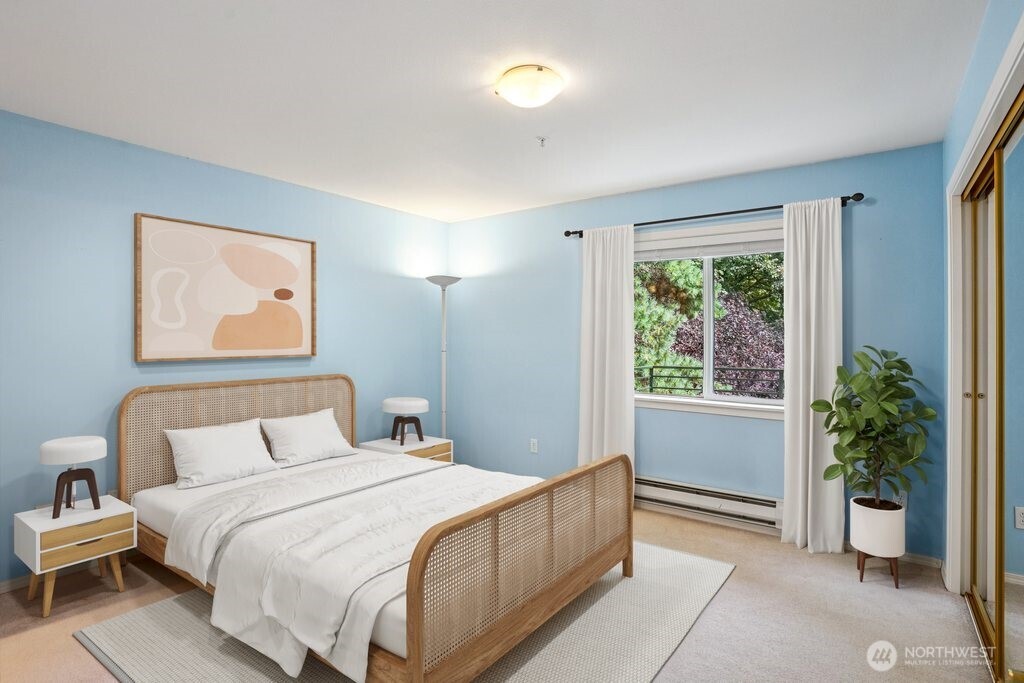 12034 15th Avenue NE Unit: 204