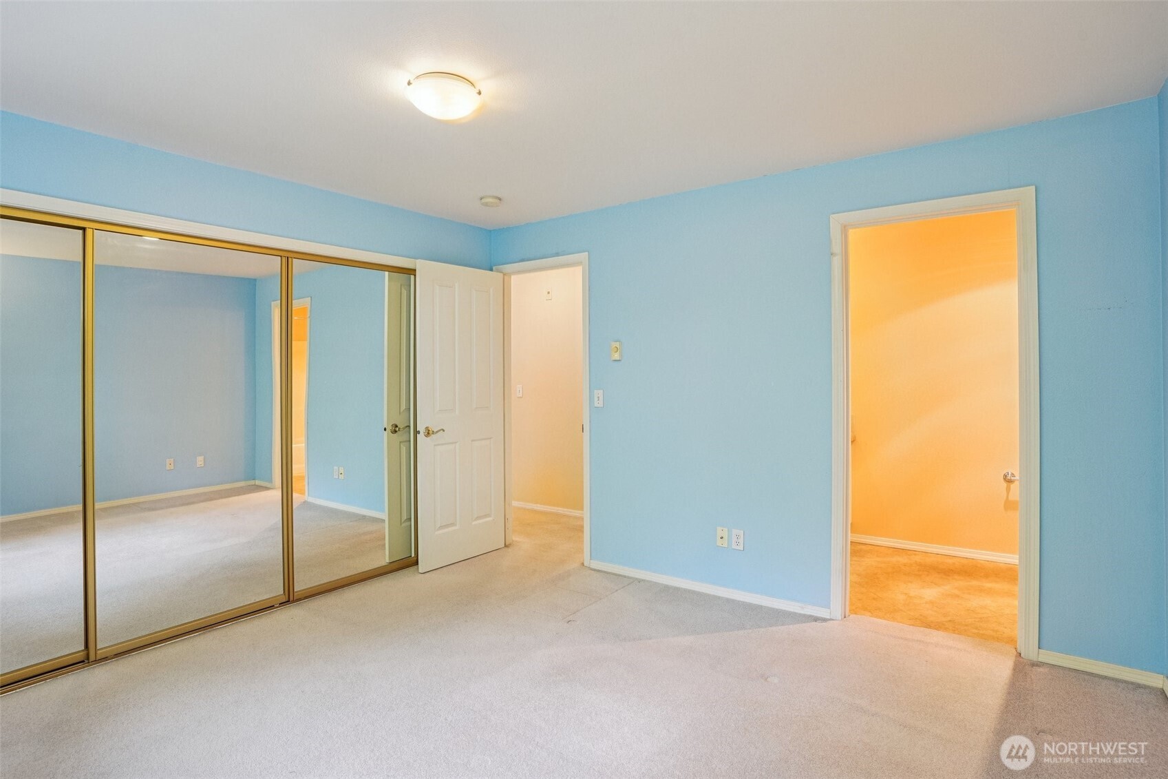 12034 15th Avenue NE Unit: 204