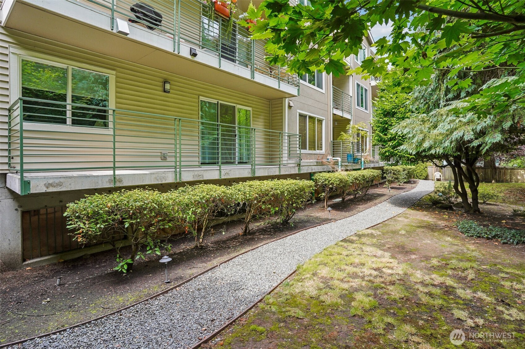 12034 15th Avenue NE Unit: 204