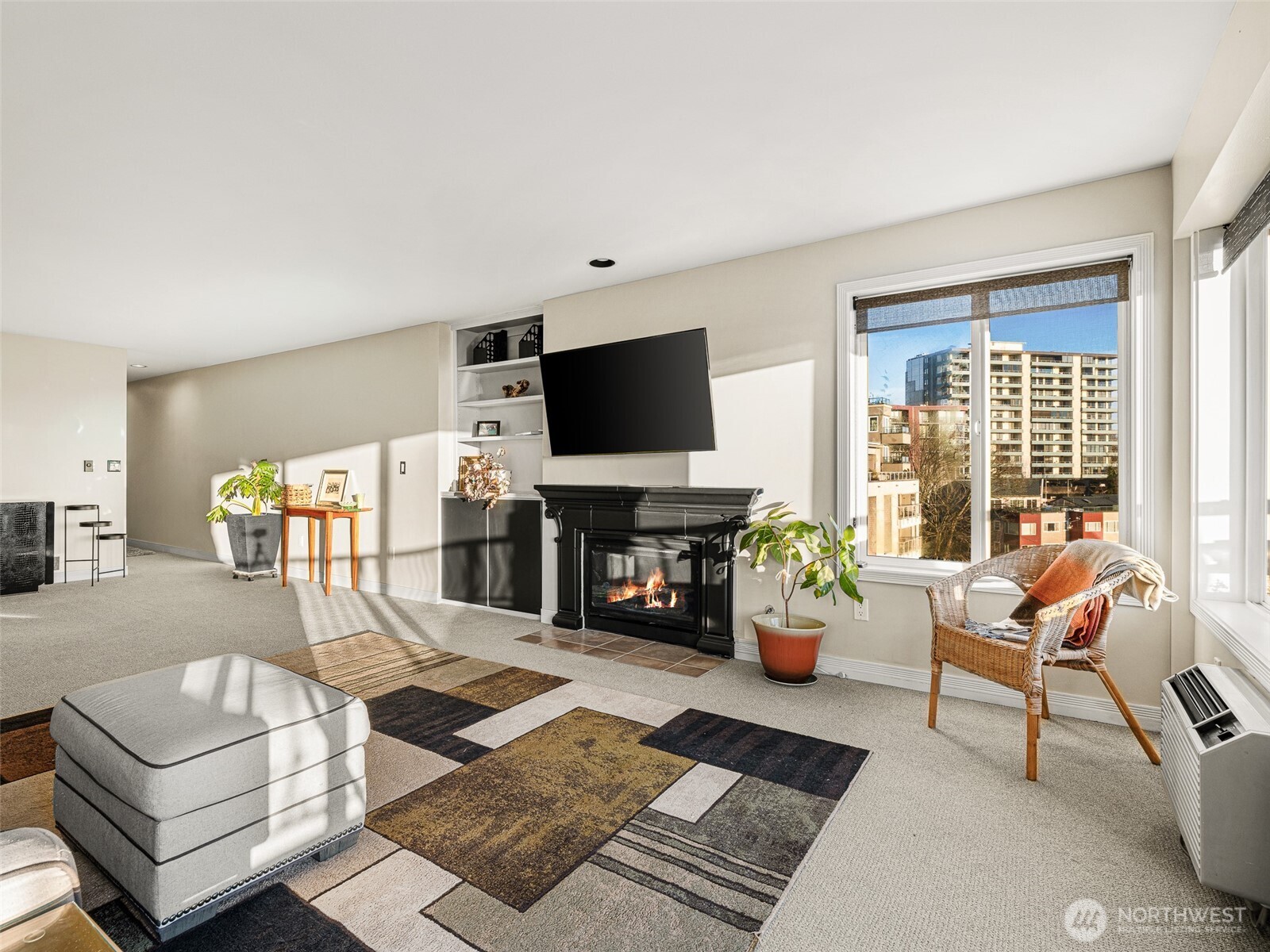 601 W Mercer Place Unit: 301