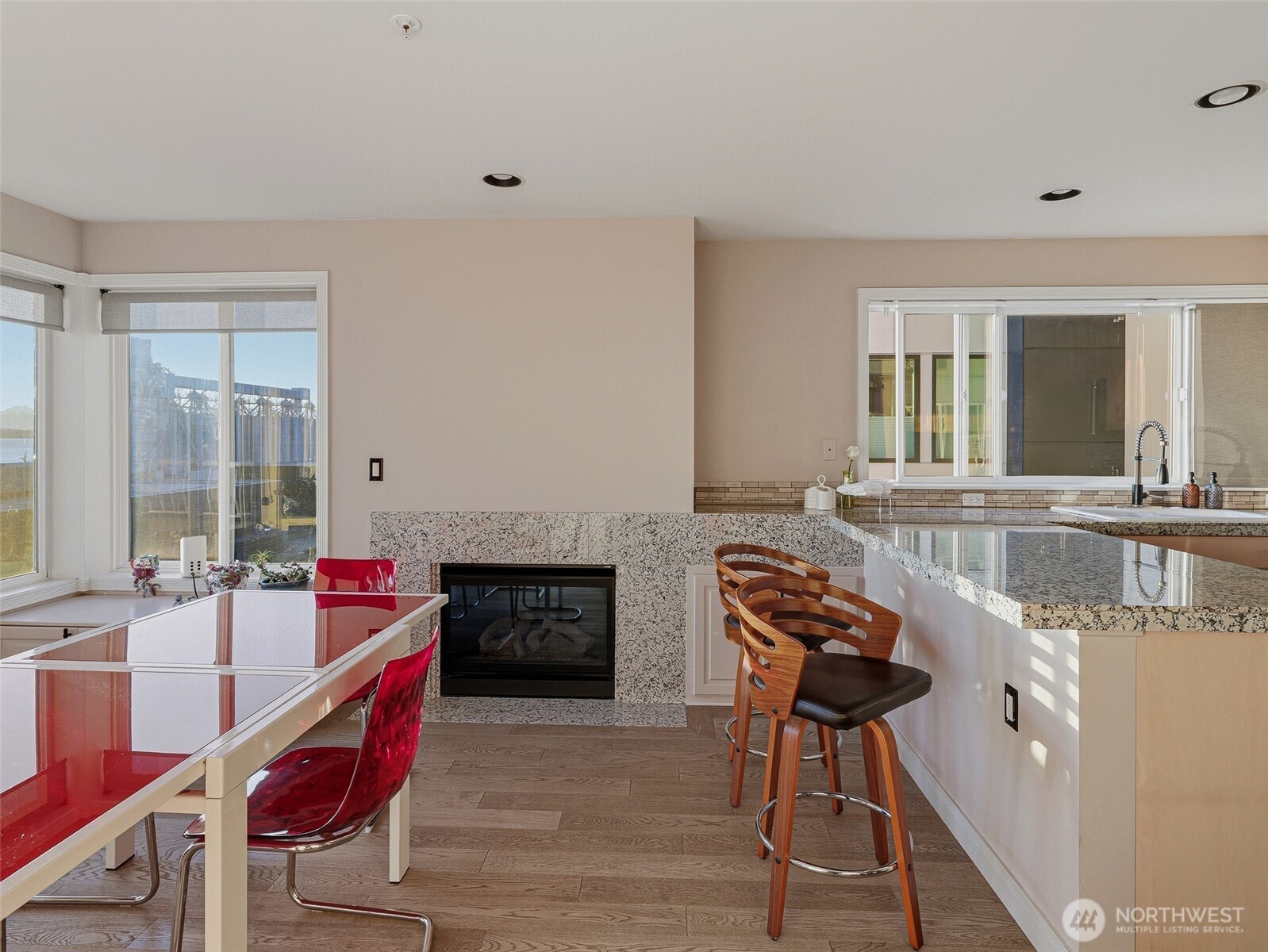 601 W Mercer Place Unit: 301