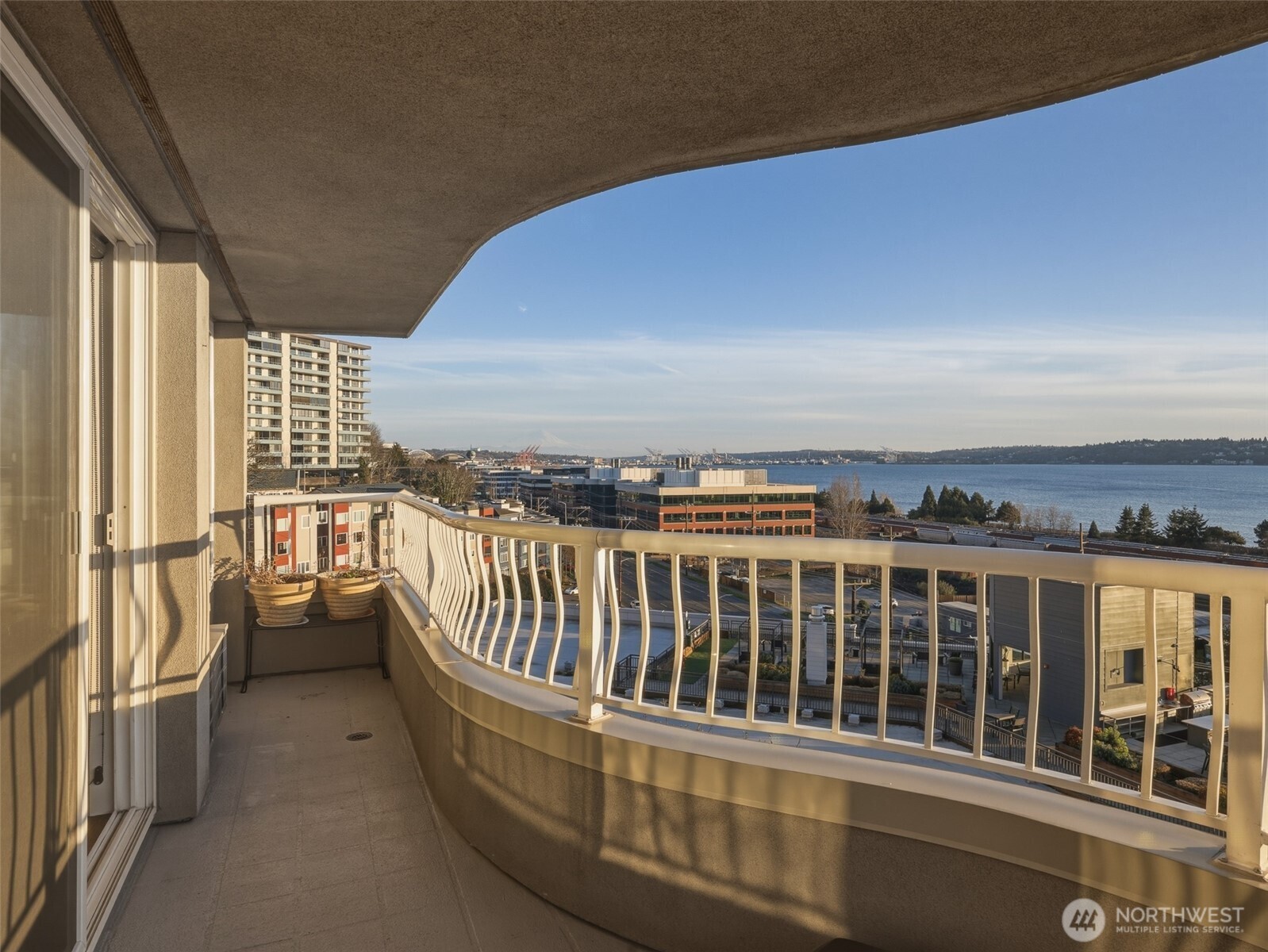 601 W Mercer Place Unit: 301