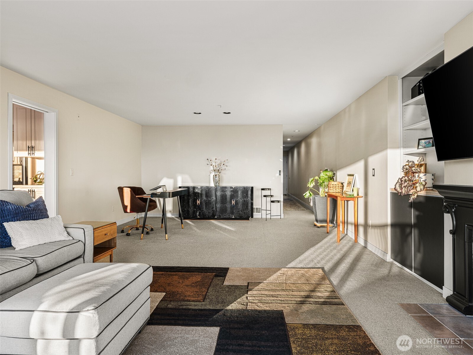 601 W Mercer Place Unit: 301