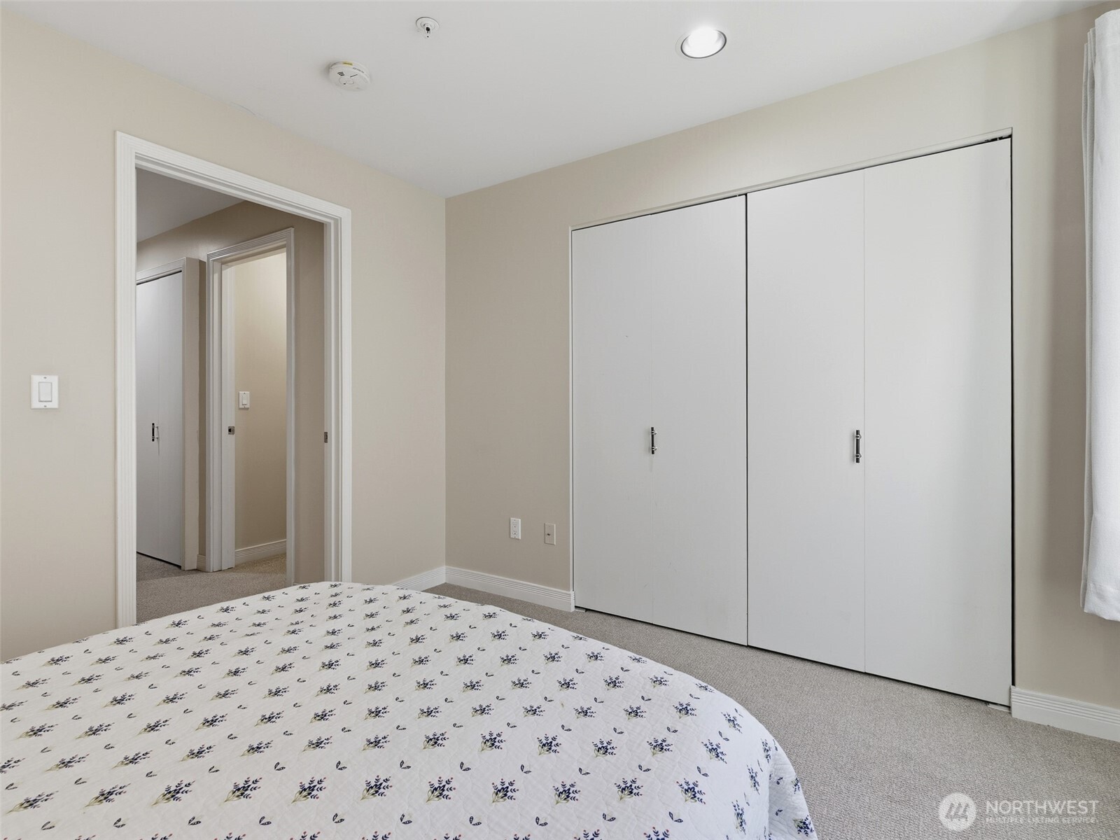 601 W Mercer Place Unit: 301