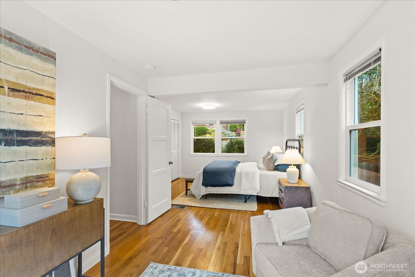 11513 Palatine Avenue N