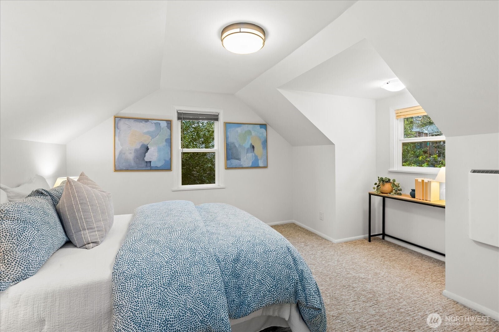 11513 Palatine Avenue N