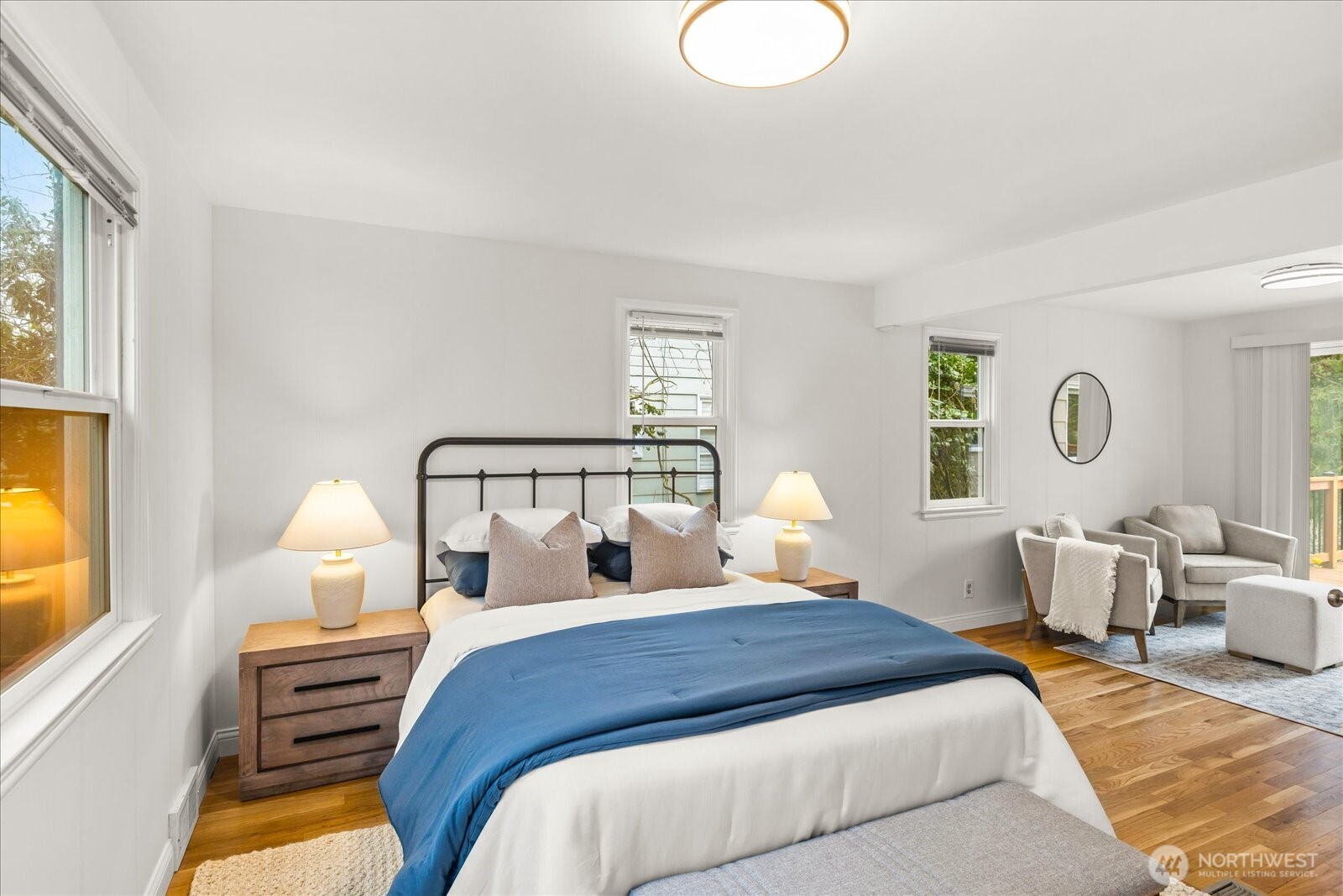 11513 Palatine Avenue N