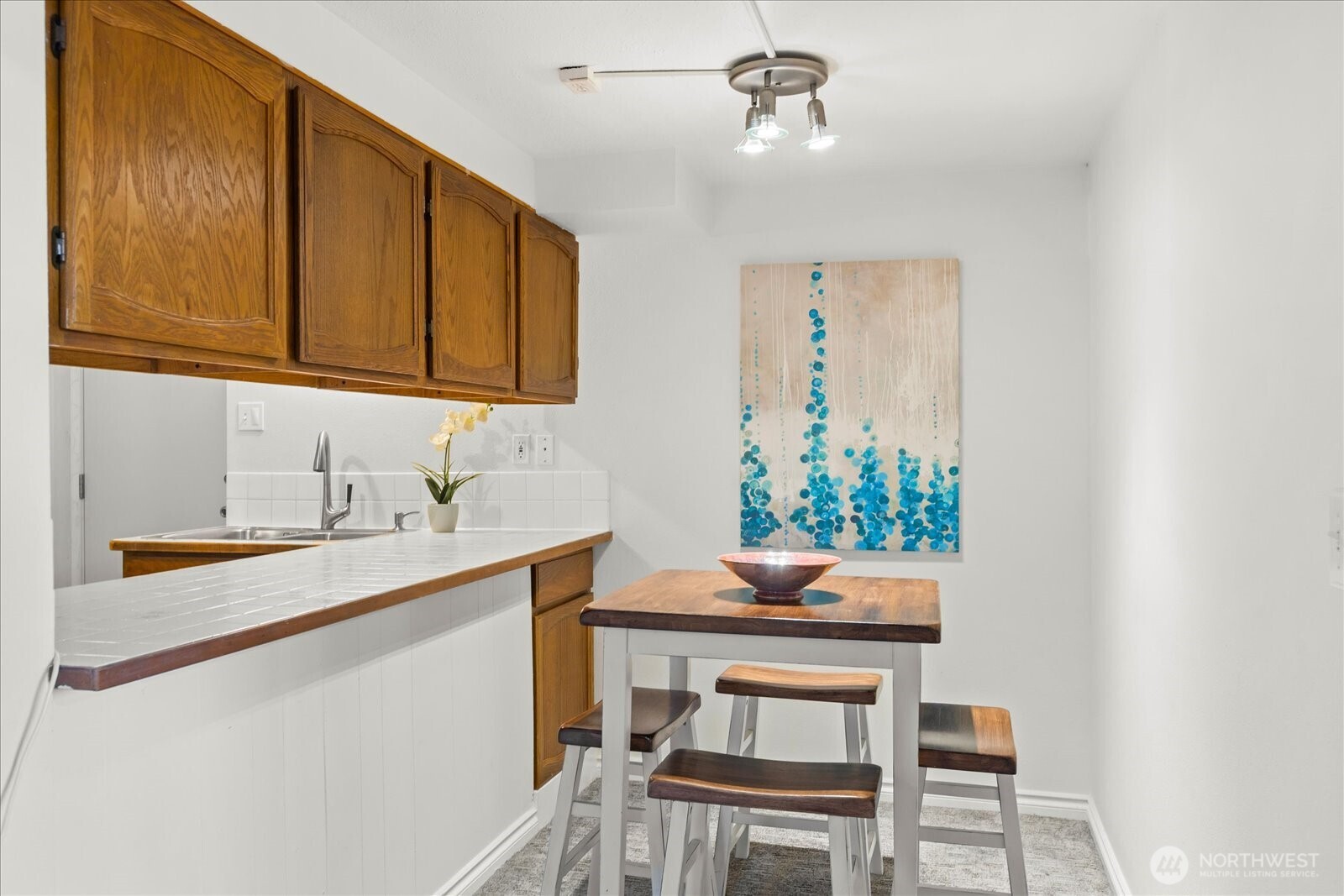 11513 Palatine Avenue N