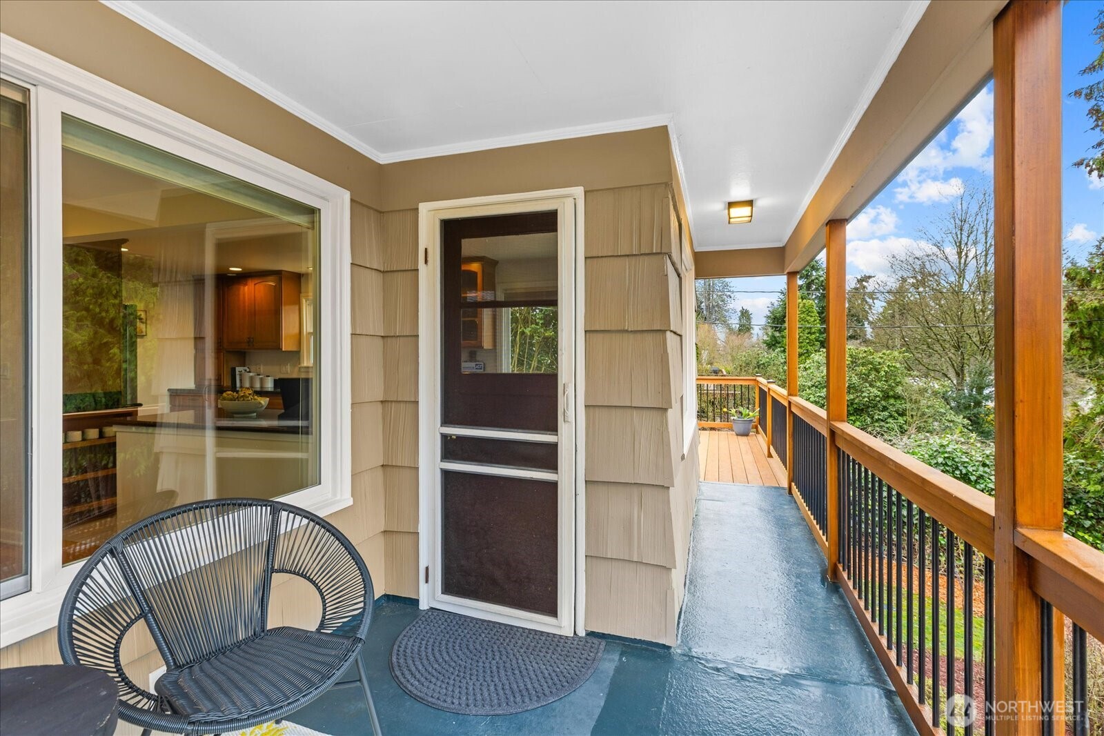 11513 Palatine Avenue N