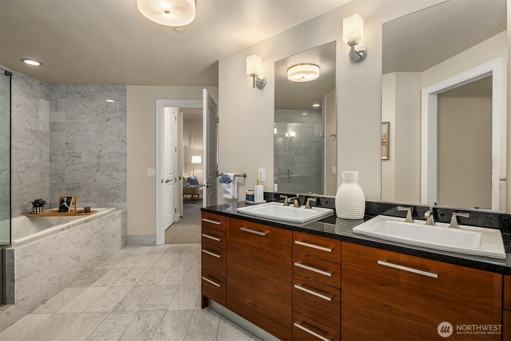 1920 4th Avenue Unit: 2702