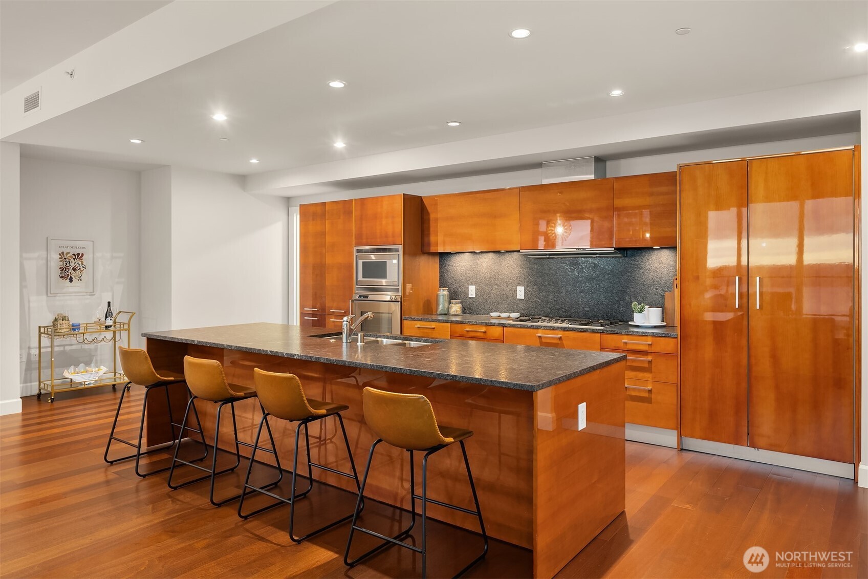 1920 4th Avenue Unit: 2702