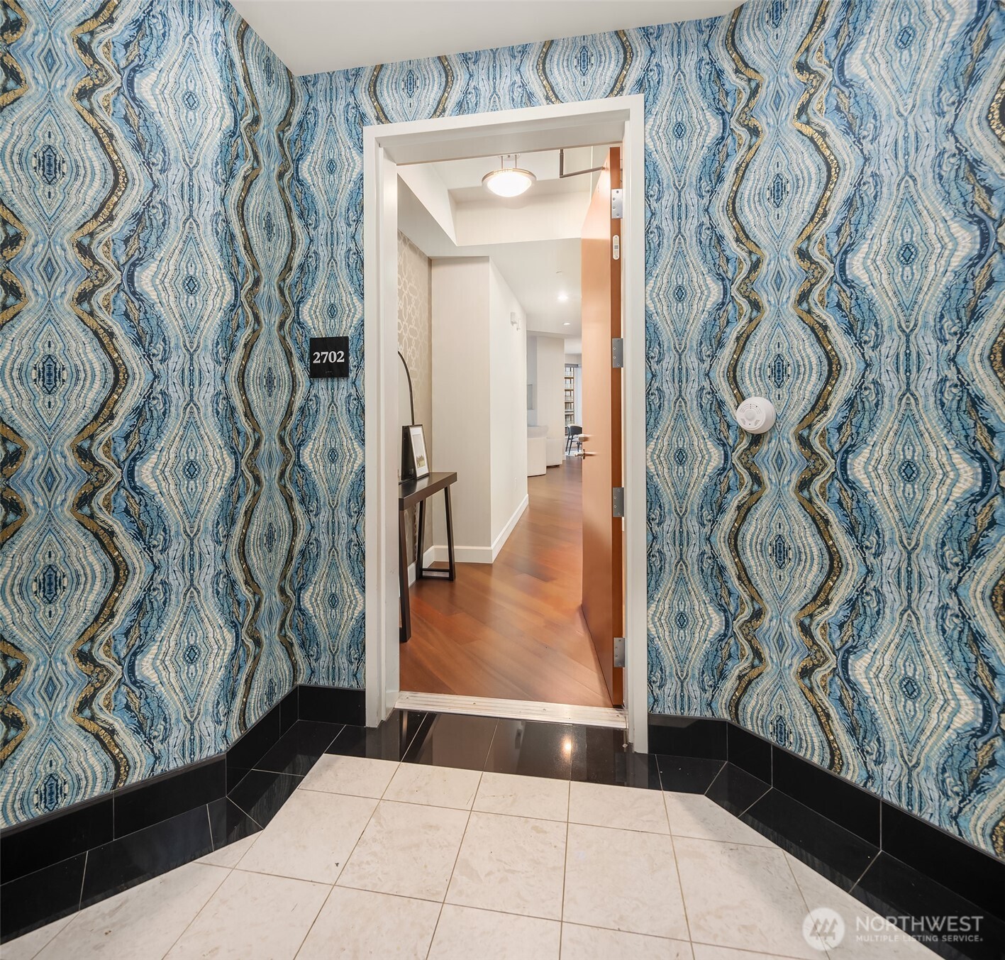 1920 4th Avenue Unit: 2702