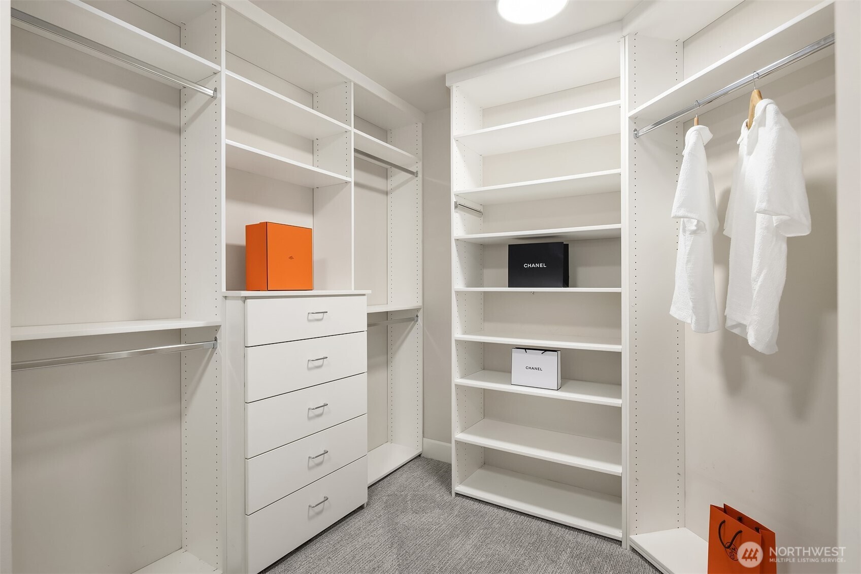 1920 4th Avenue Unit: 2702