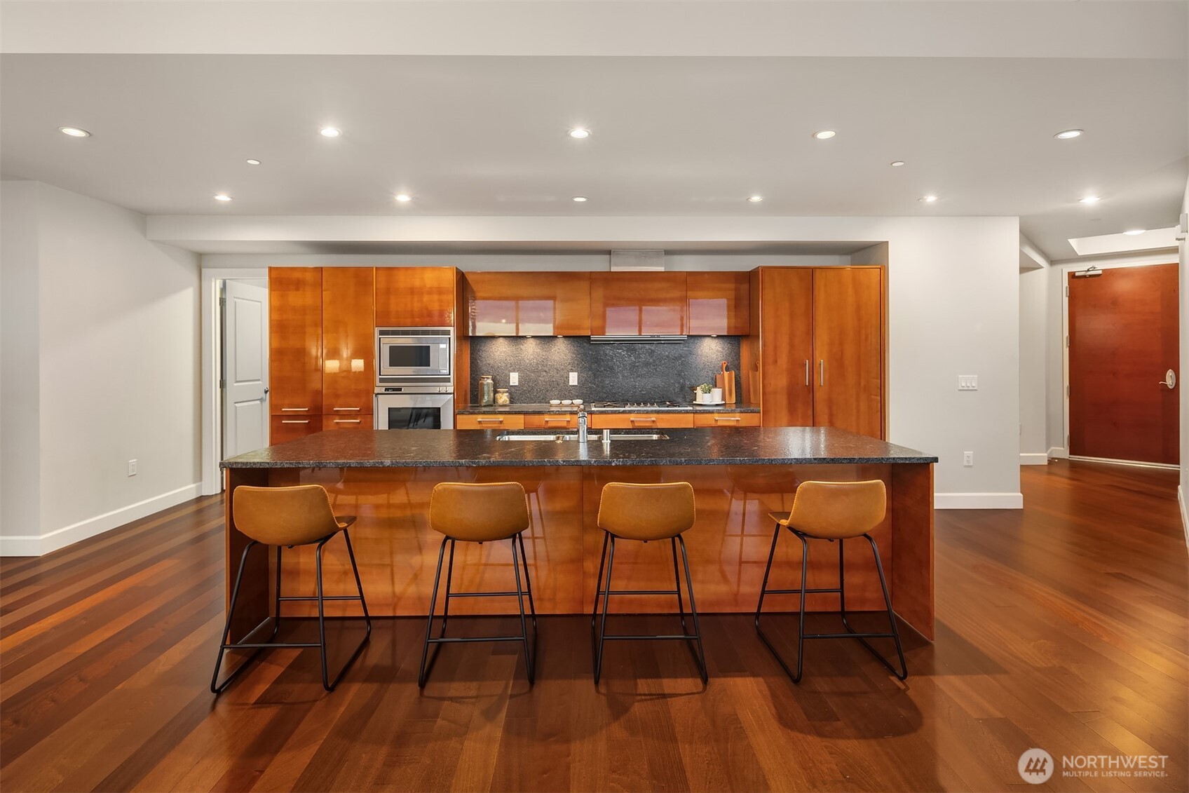 1920 4th Avenue Unit: 2702