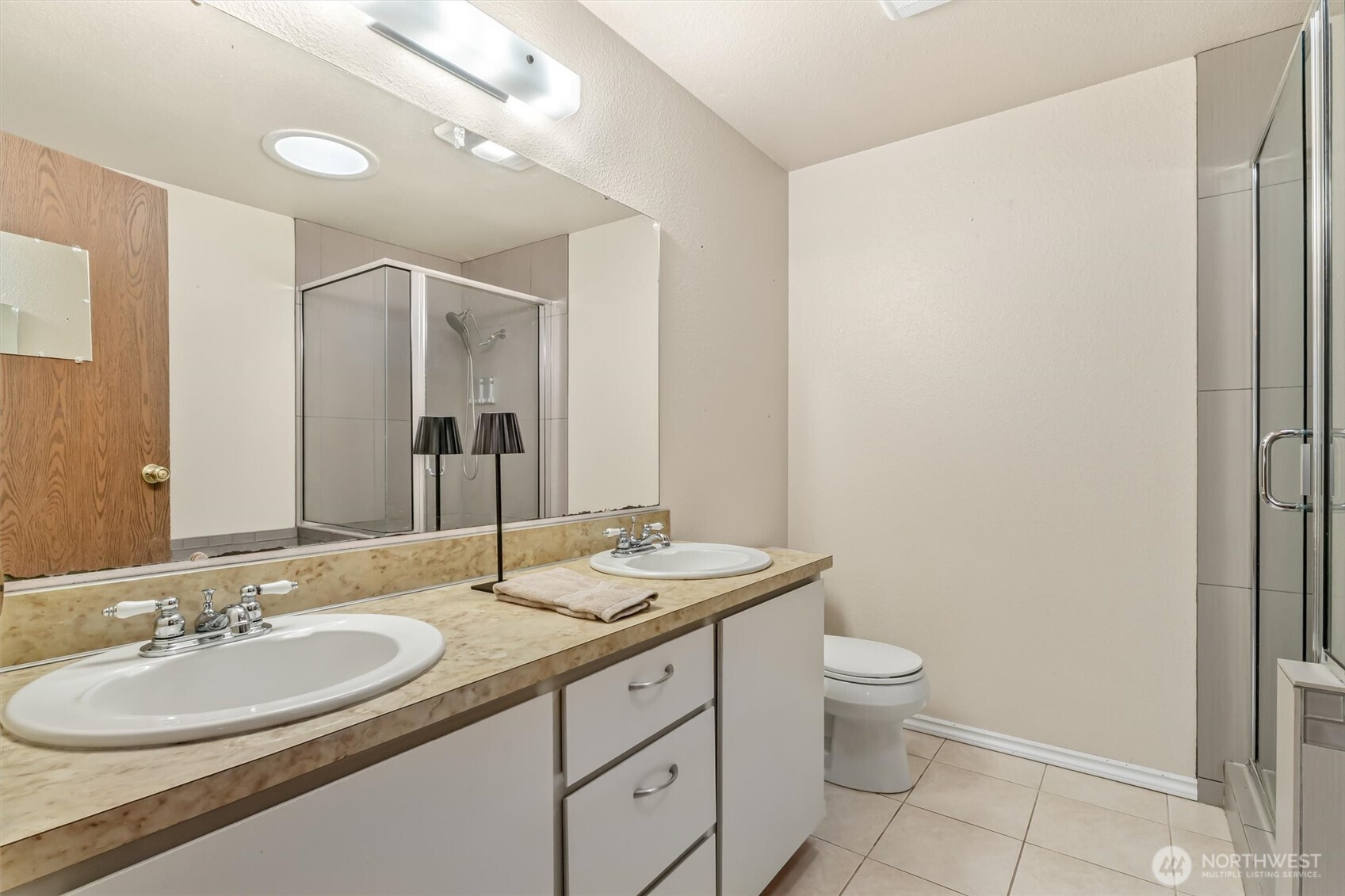 2611 NE 23rd Place