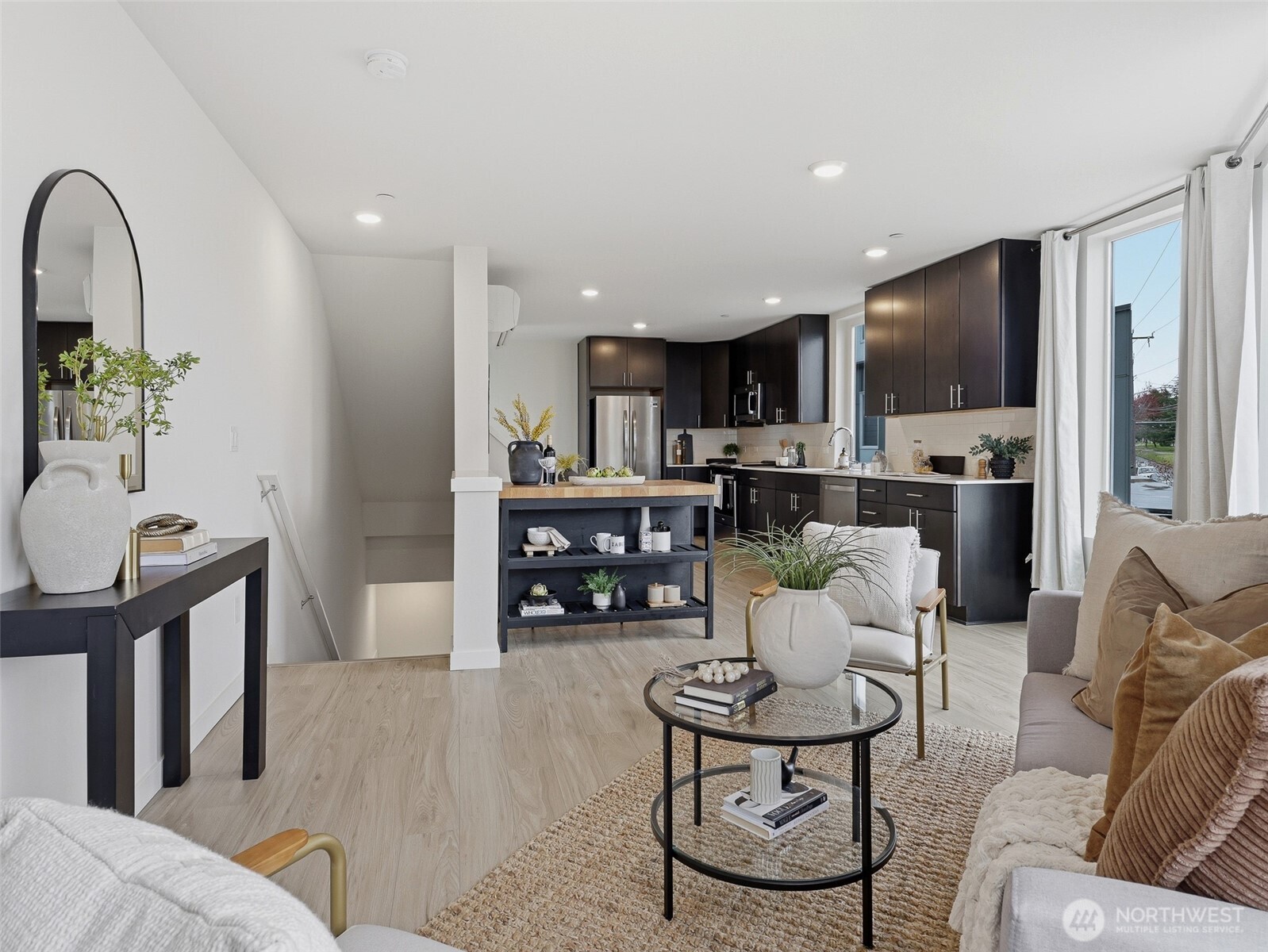 7118 Beacon Avenue S Unit: B