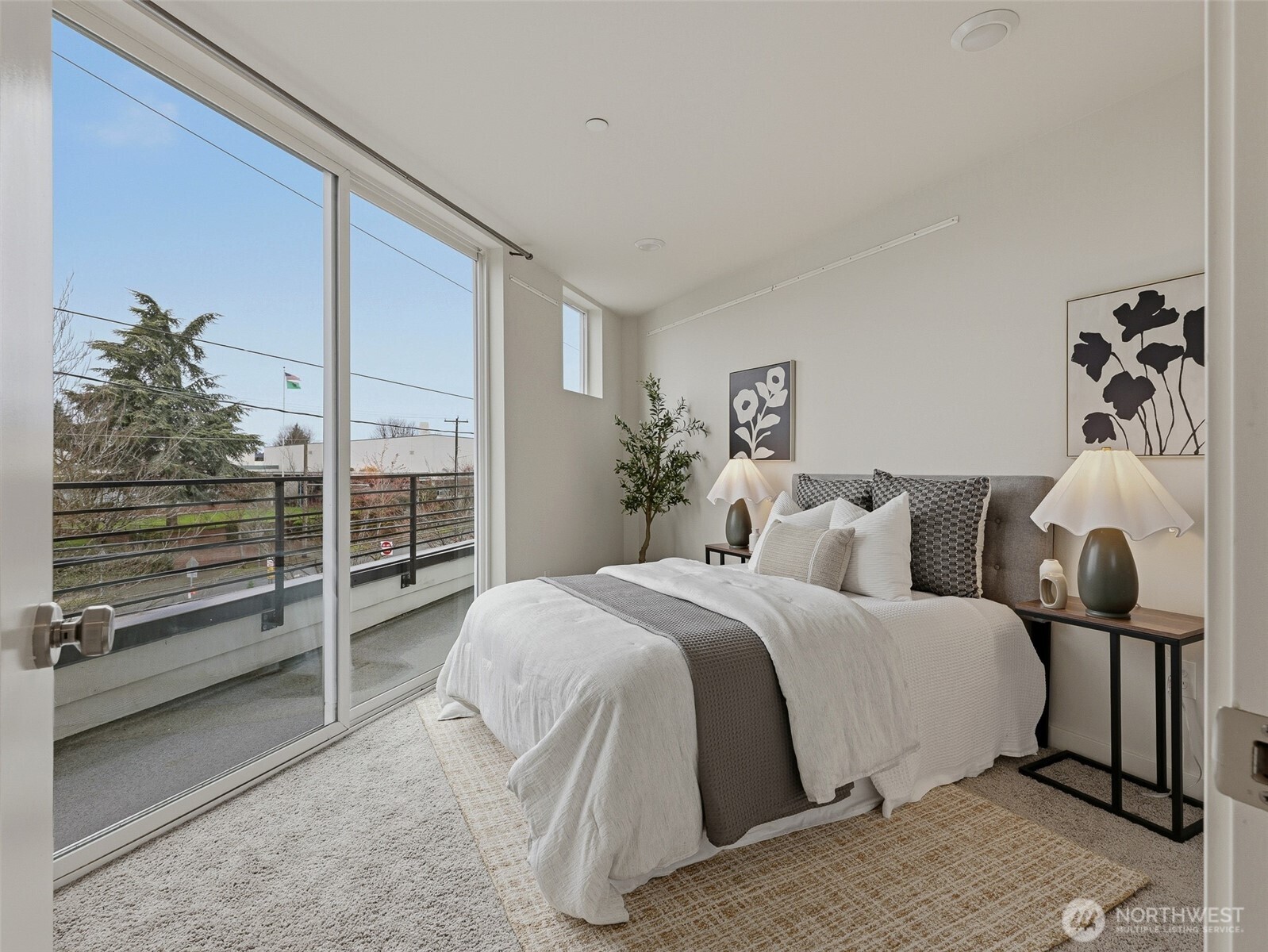 7118 Beacon Avenue S Unit: B