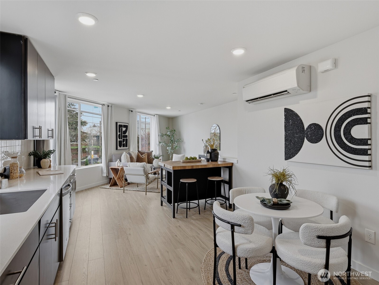 7118 Beacon Avenue S Unit: B