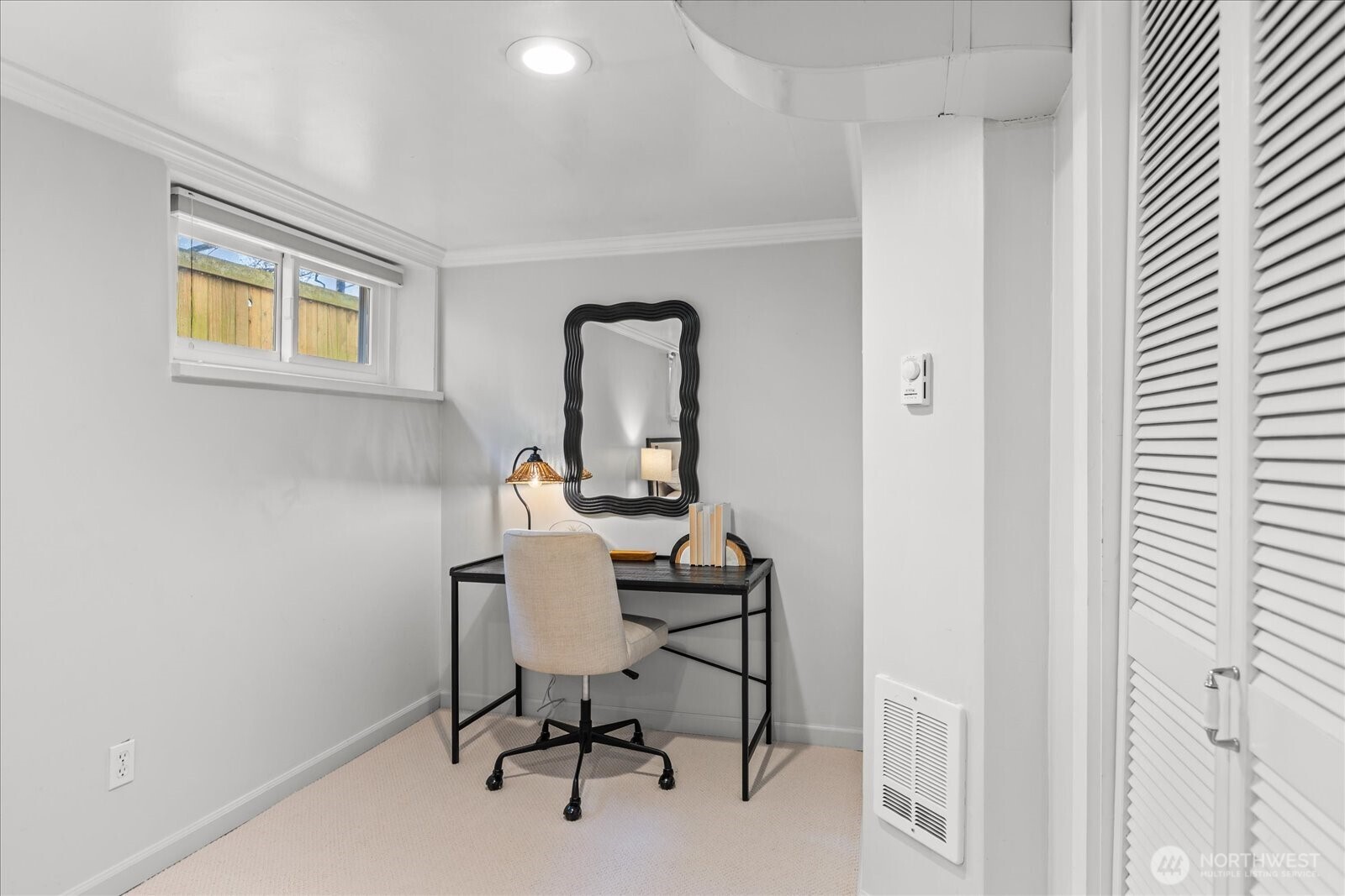 810 NE Ravenna Boulevard