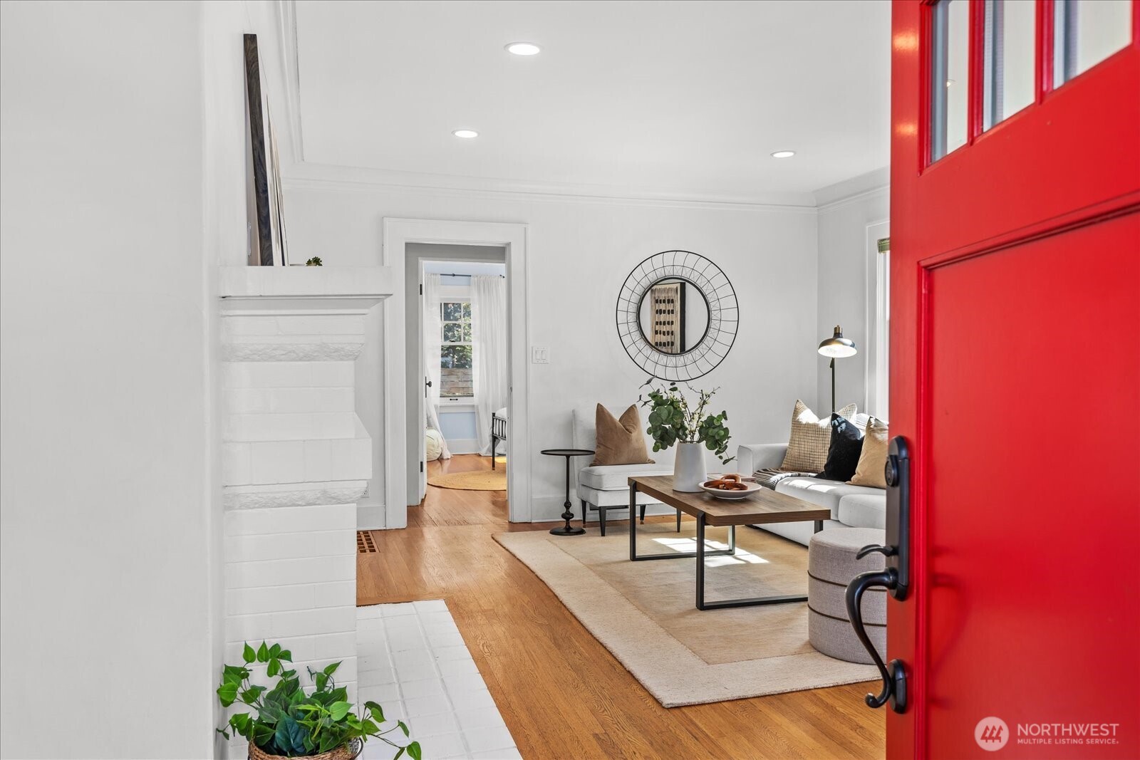 810 NE Ravenna Boulevard