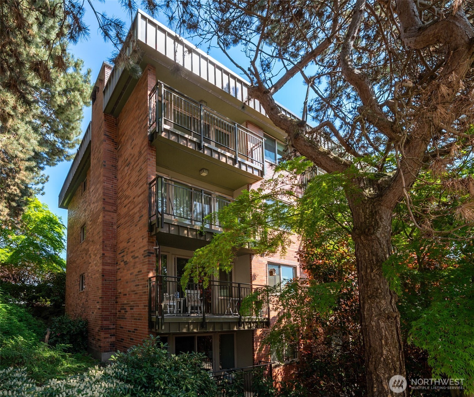 3400 25th Avenue W Unit: 101