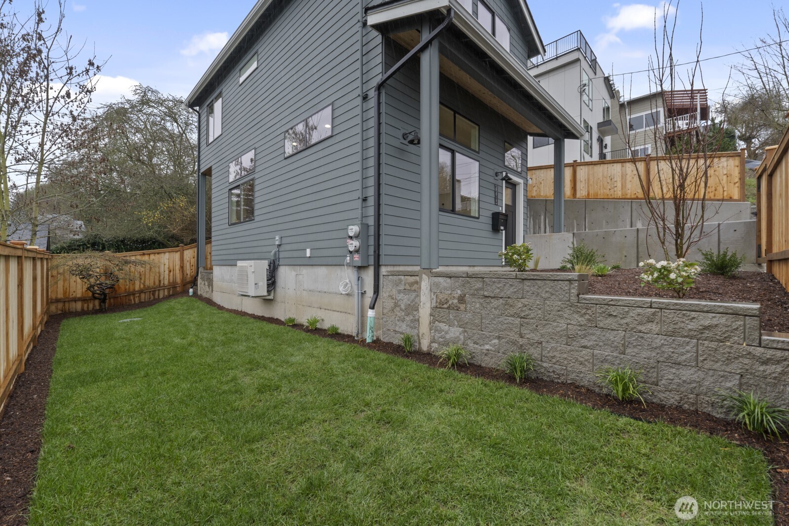 2213 W Bertona Street