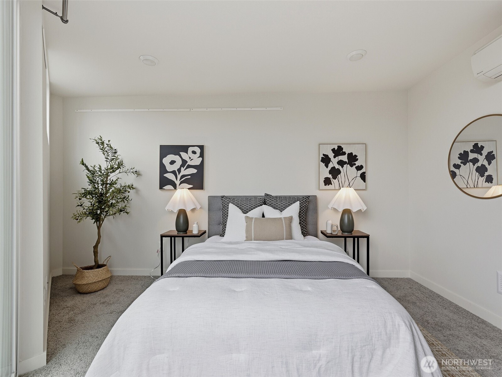 7118 Beacon Avenue S Unit: B