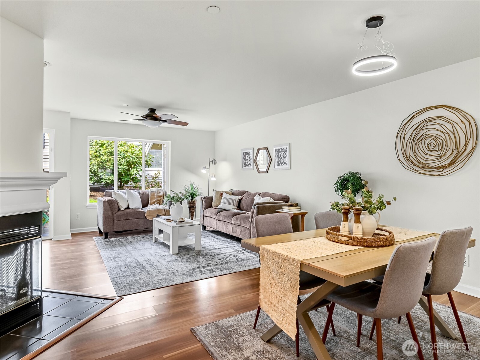 2300 Jefferson Avenue NE Unit: I137