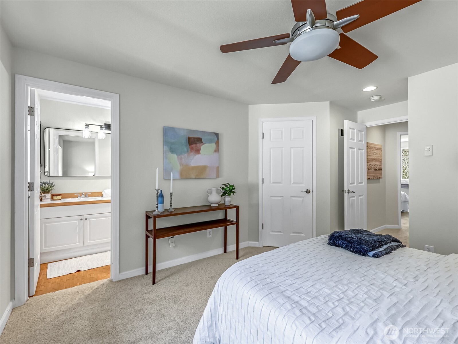 2300 Jefferson Avenue NE Unit: I137