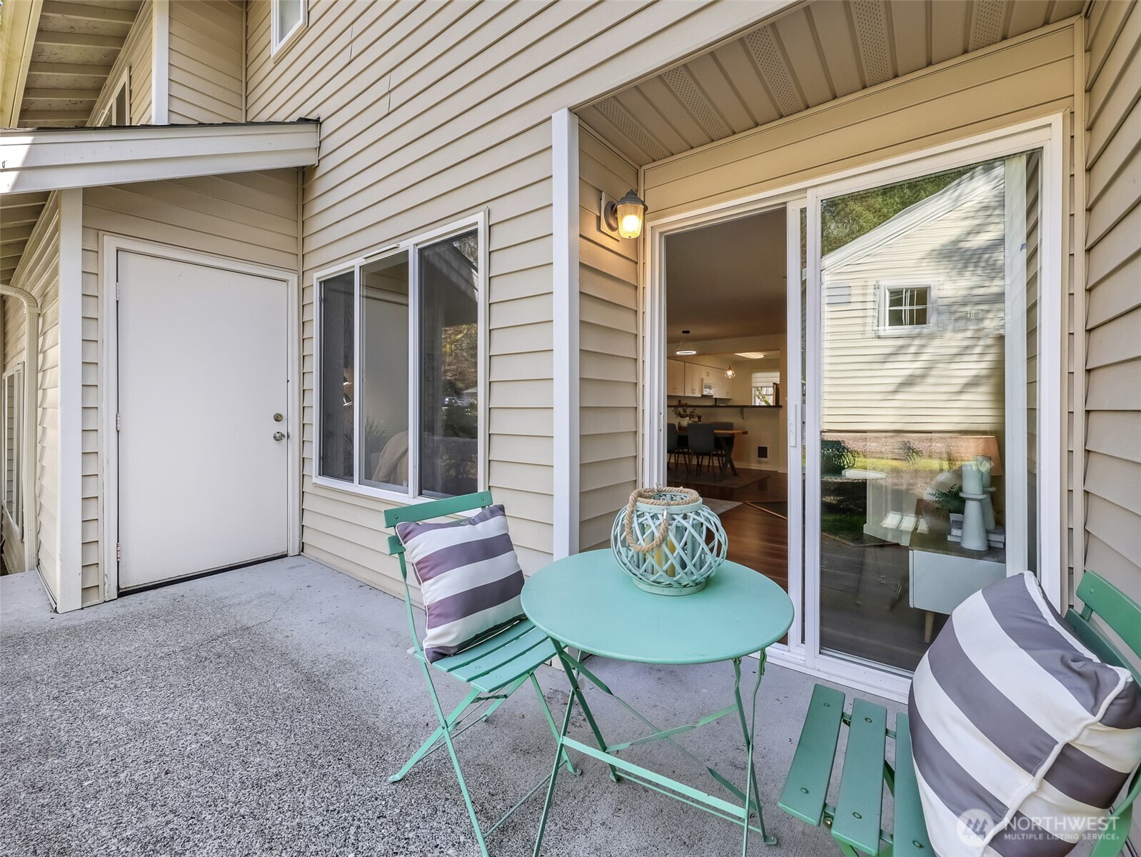 2300 Jefferson Avenue NE Unit: I137