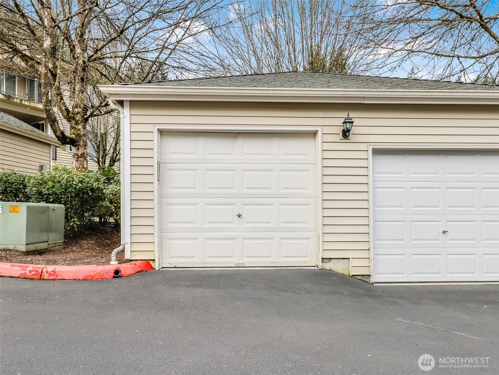 2300 Jefferson Avenue NE Unit: I137