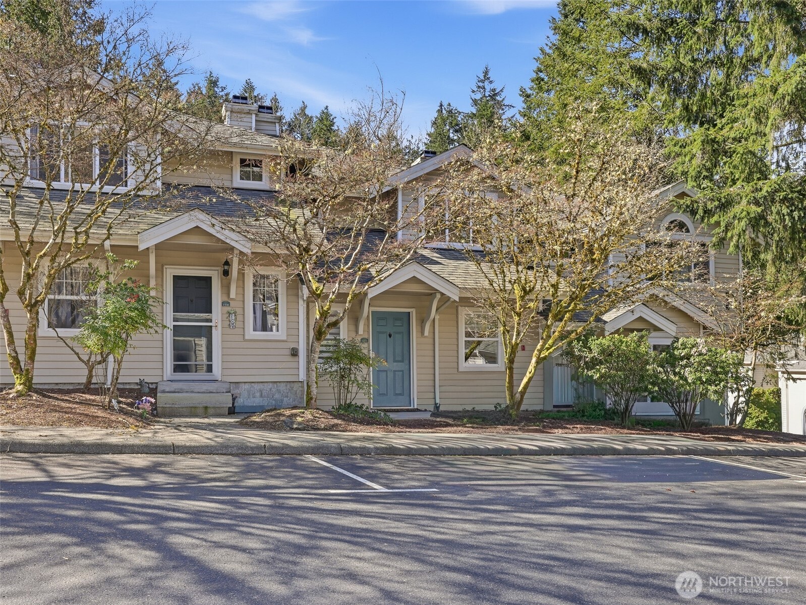 2300 Jefferson Avenue NE Unit: I137