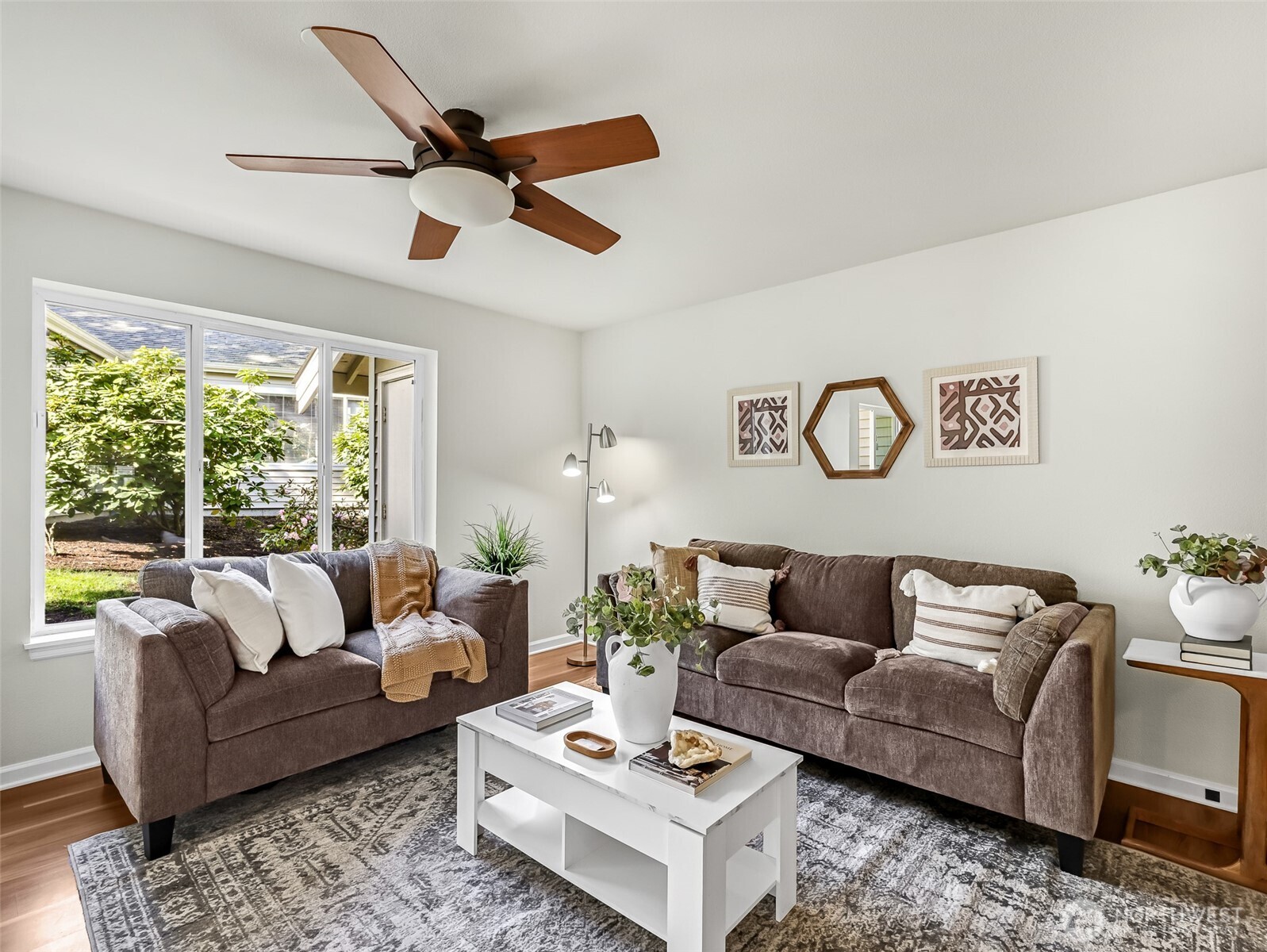 2300 Jefferson Avenue NE Unit: I137