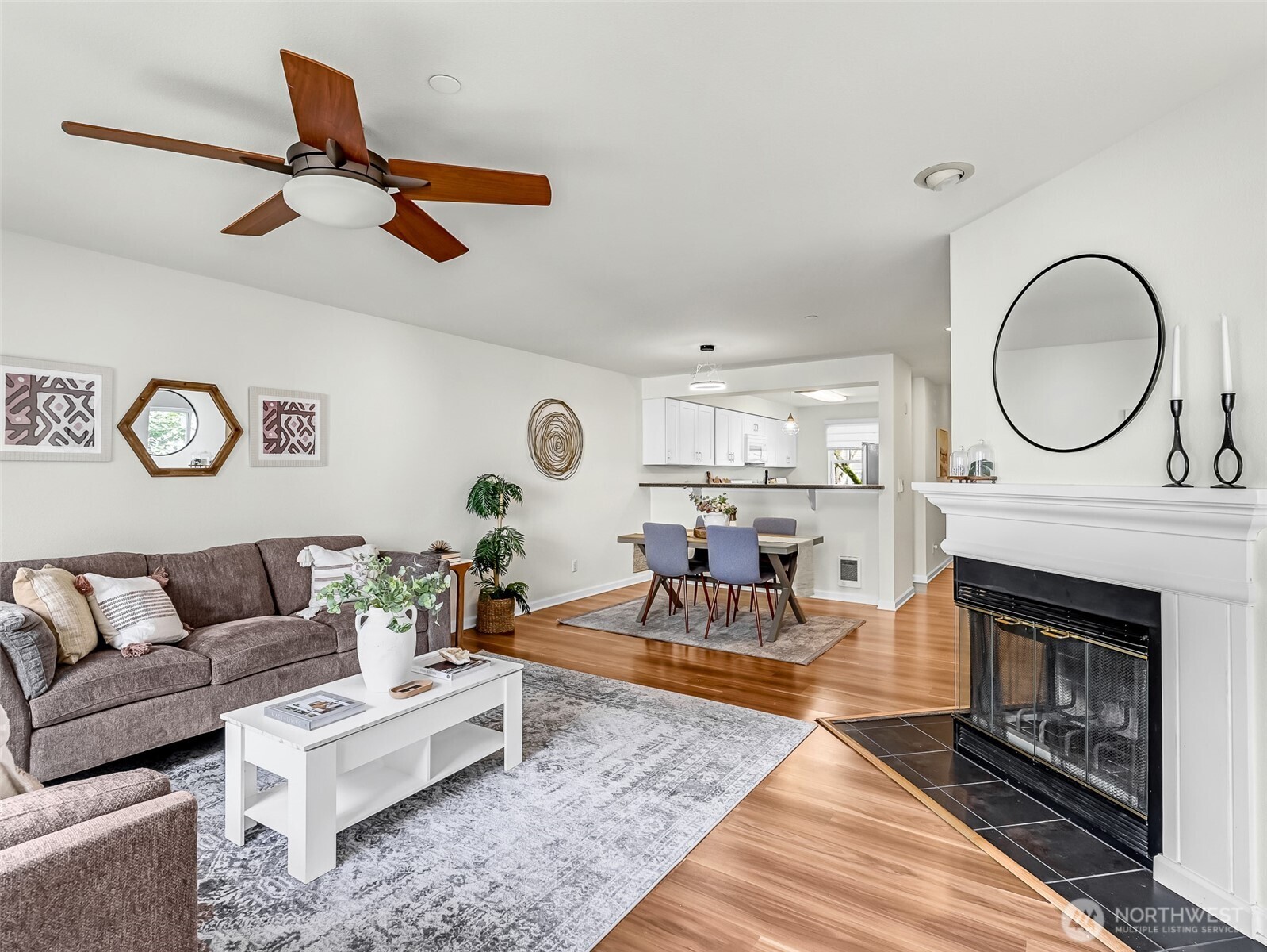 2300 Jefferson Avenue NE Unit: I137
