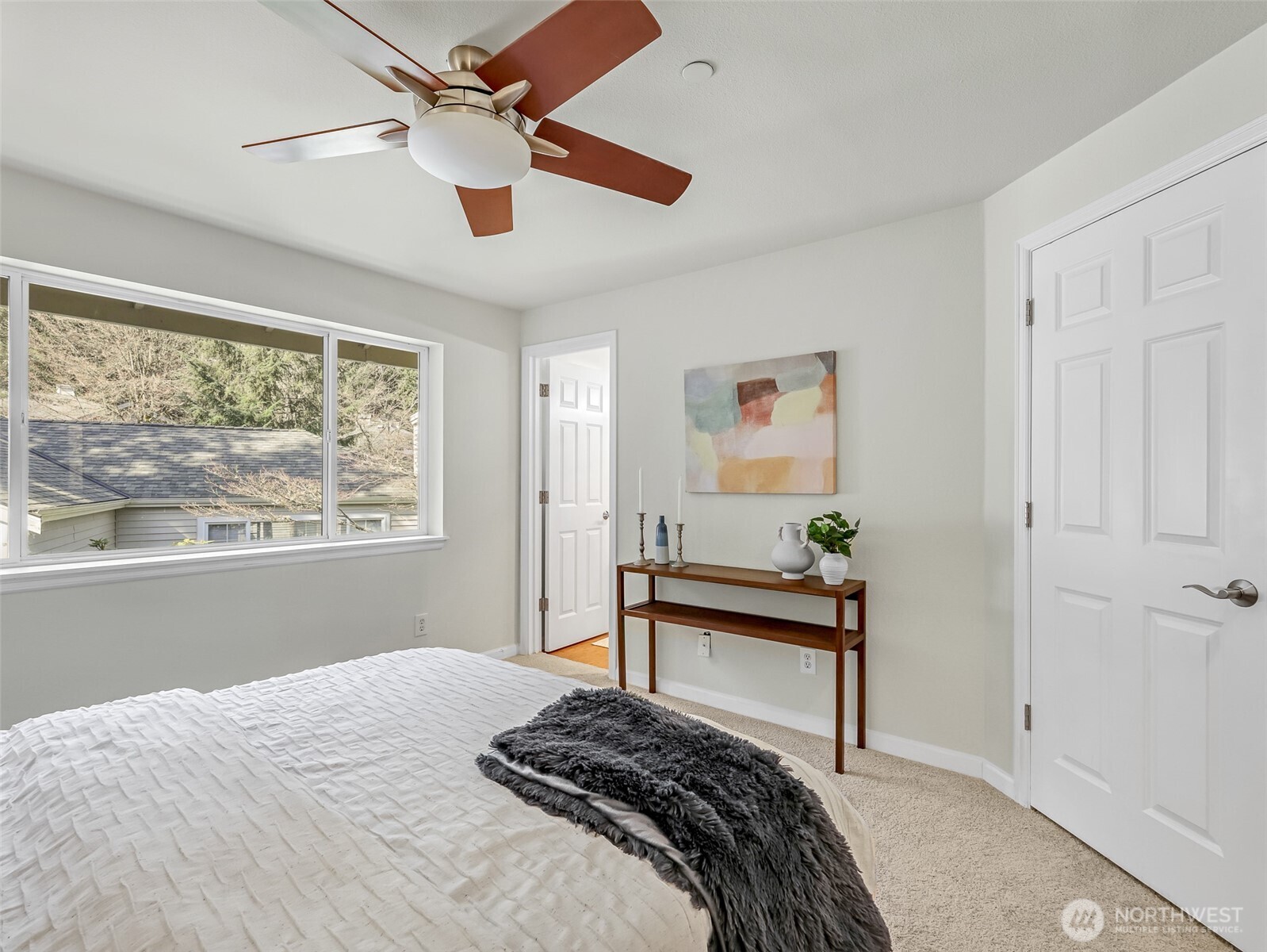 2300 Jefferson Avenue NE Unit: I137