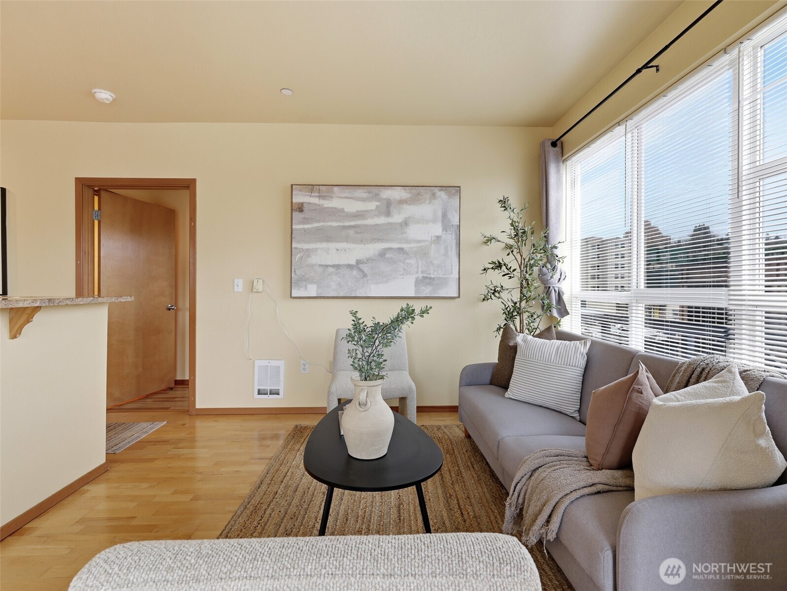 668 S Lane Street Unit: 404