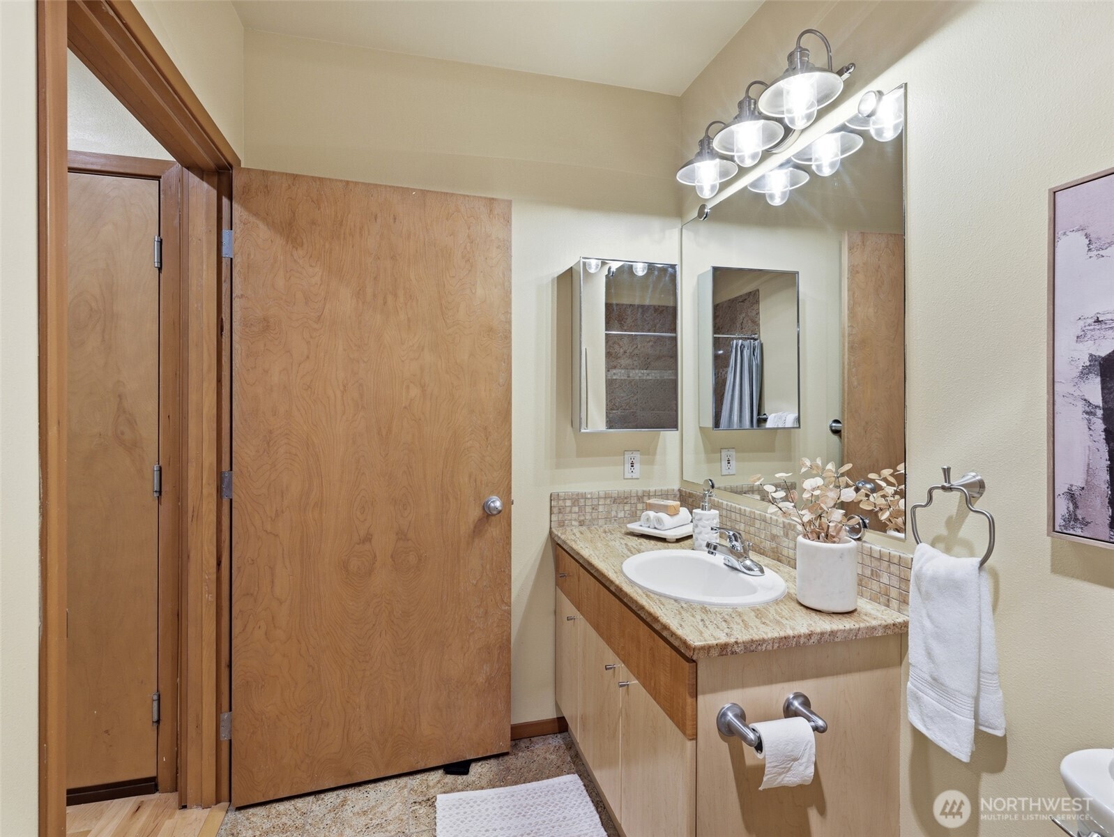 668 S Lane Street Unit: 404