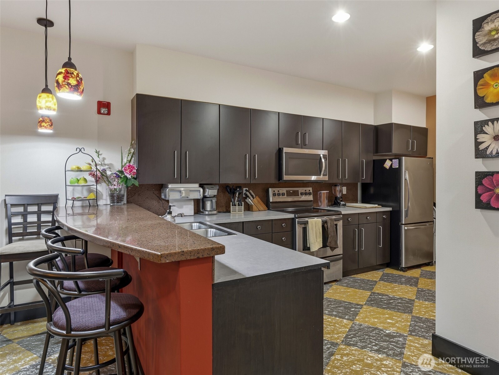 668 S Lane Street Unit: 404